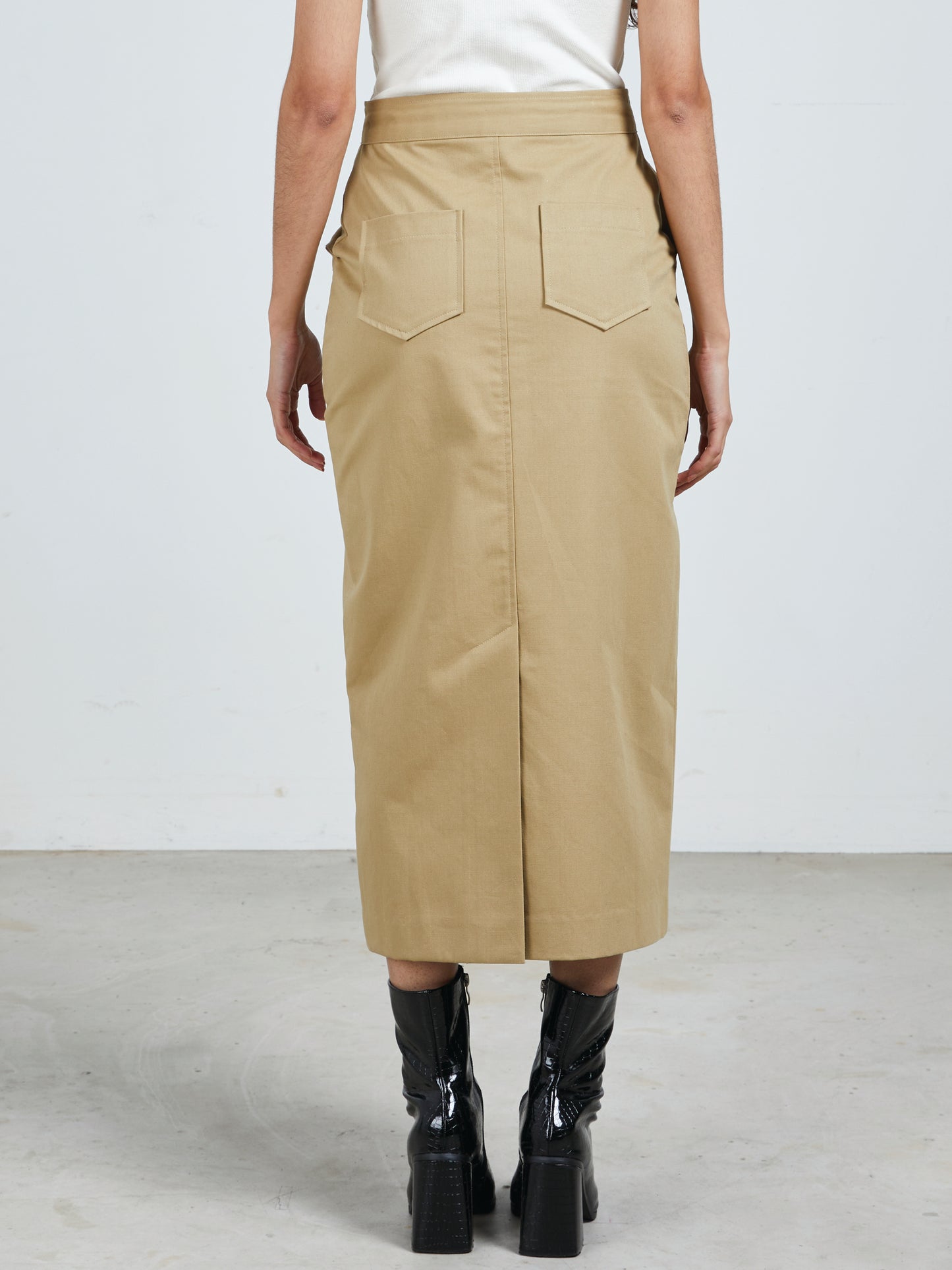 FLIPPED PENCIL SKIRT