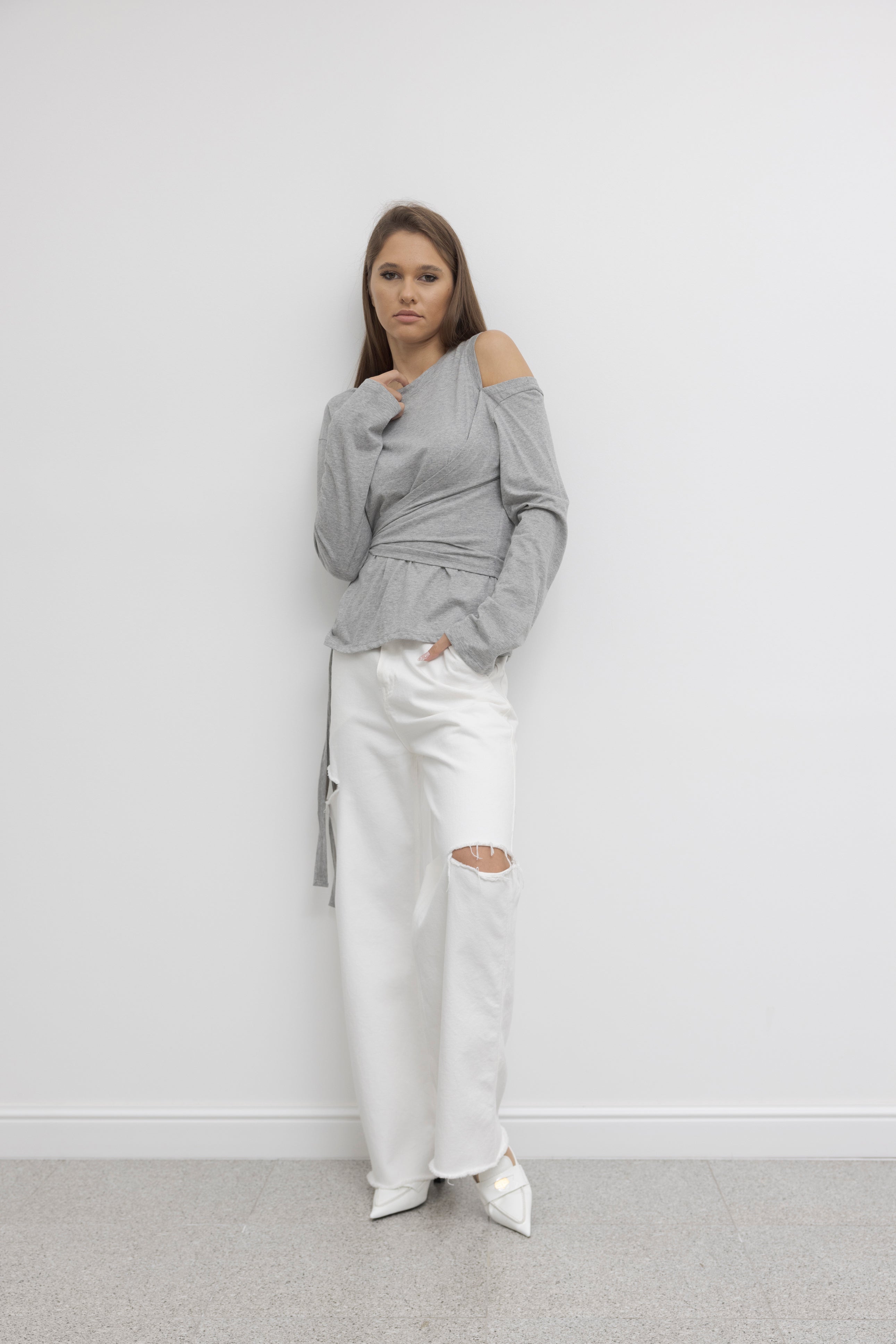 WRAPPED CUTOUT TEE
