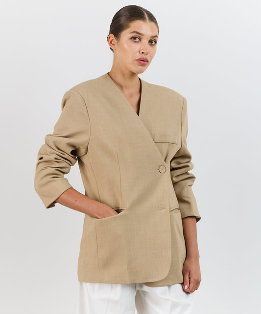 COLLARLESS BEIGE BLAZER