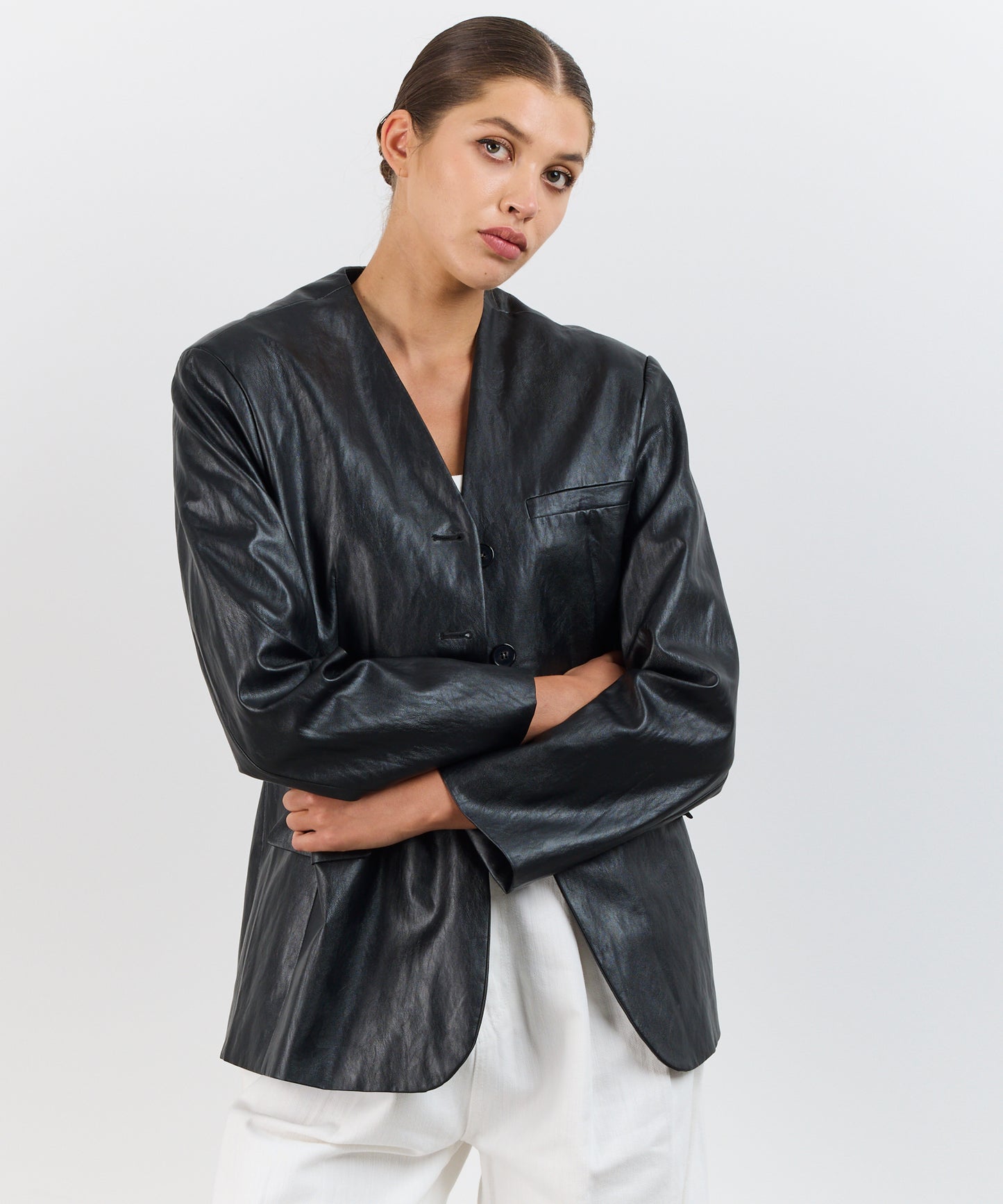 COLLAR-LESS LEATHER BLAZER