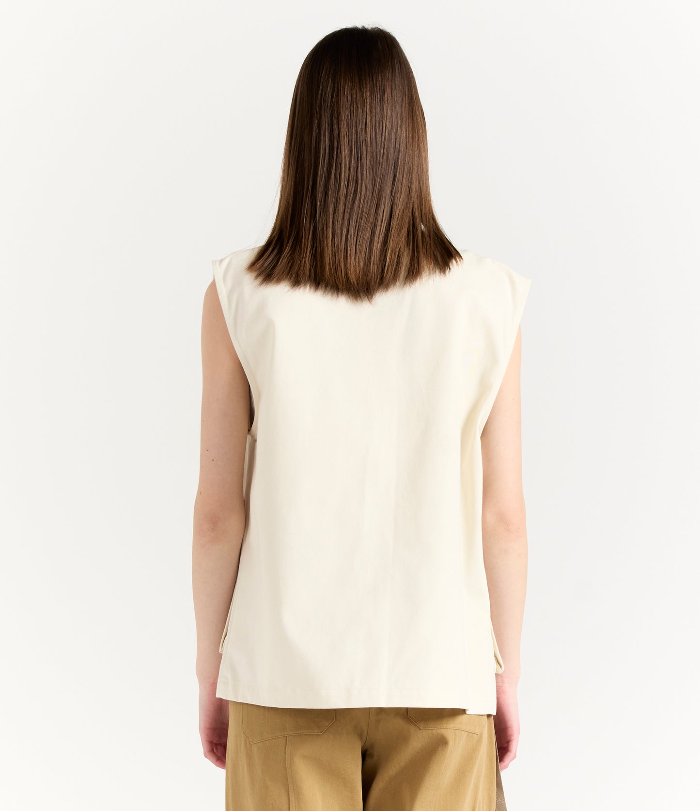 IVORY POCKETS VEST