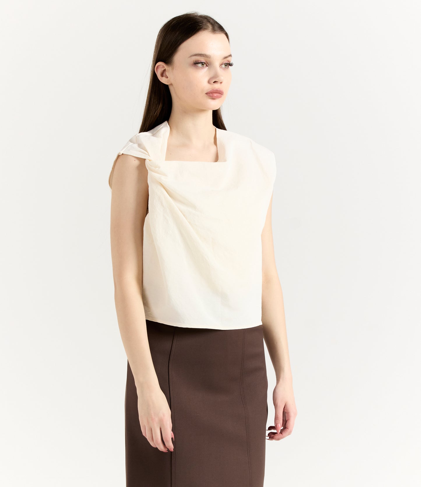 FOLDED SHOULDER TOP