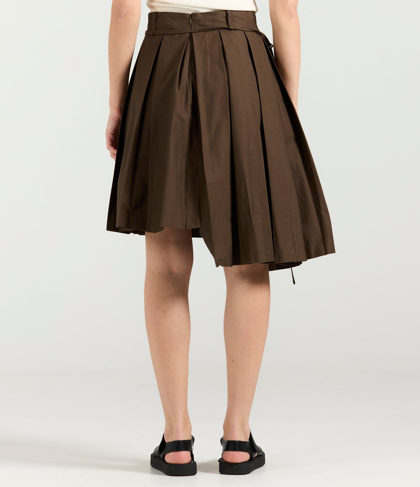 PLEATED ASYMMETRIC SKIRT