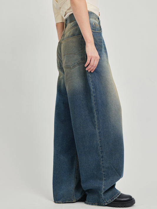 THE BAGGY DENIM