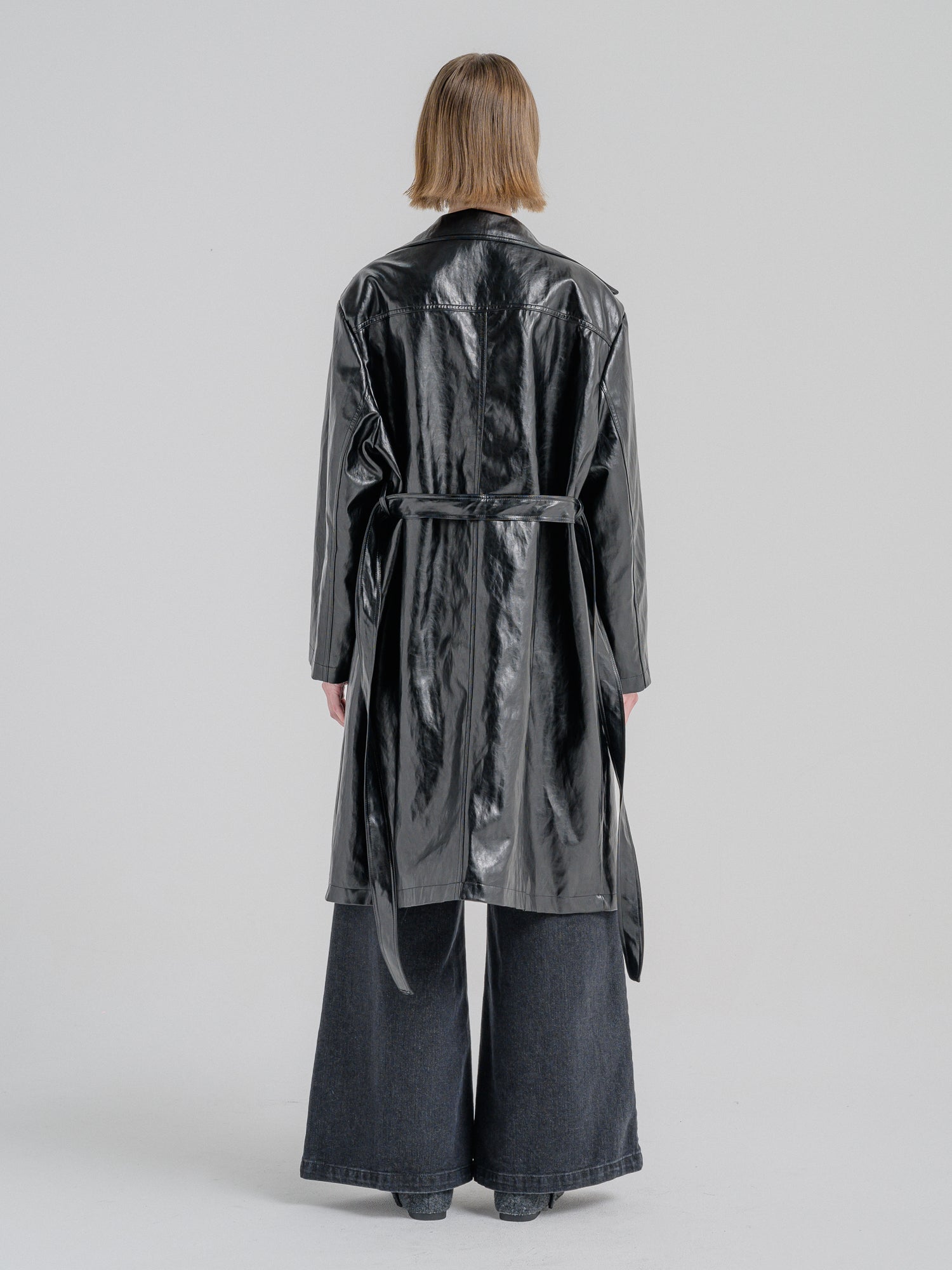 ARLO LEATHER COAT