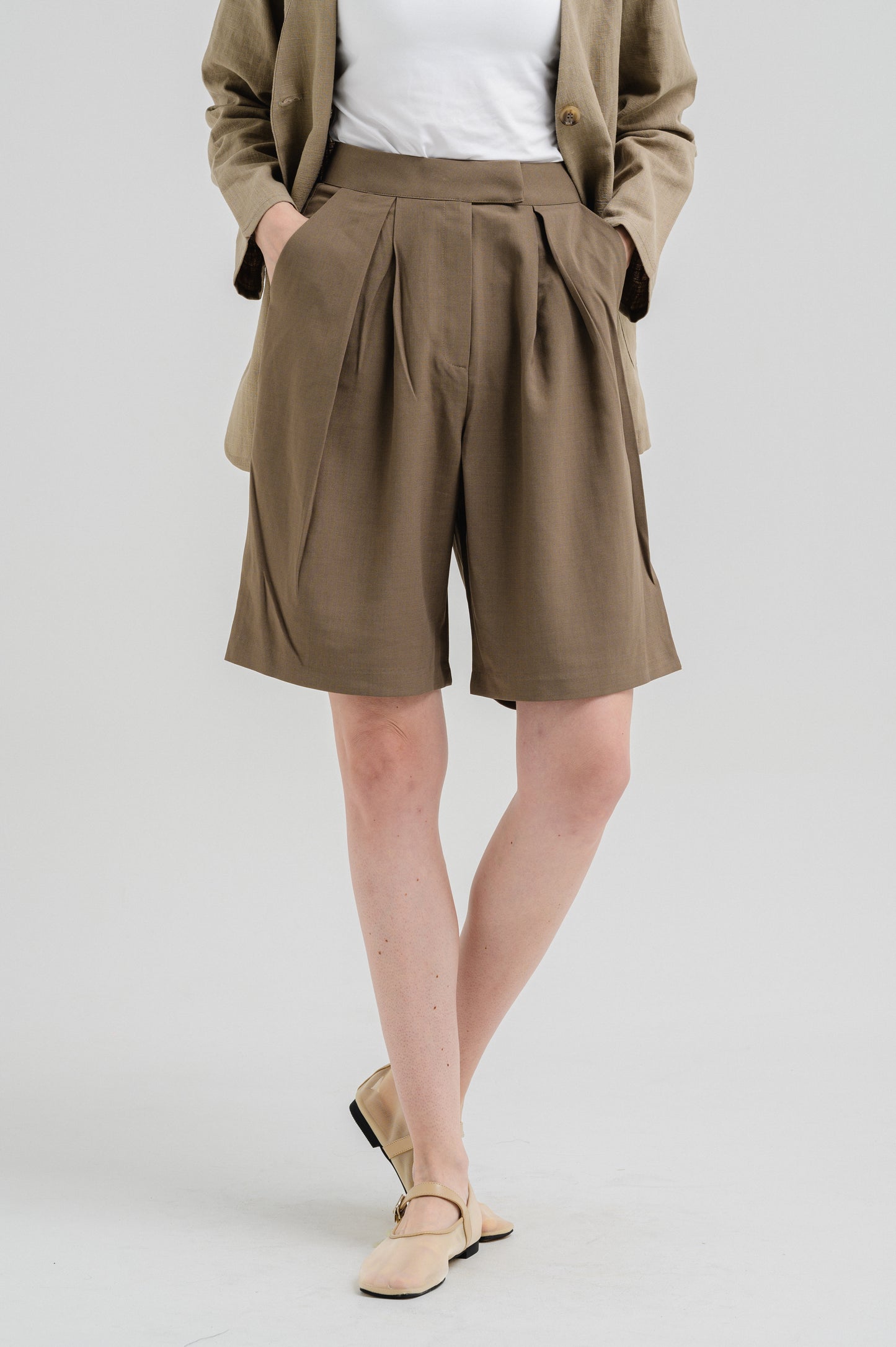 SAND SUIT SHORTS