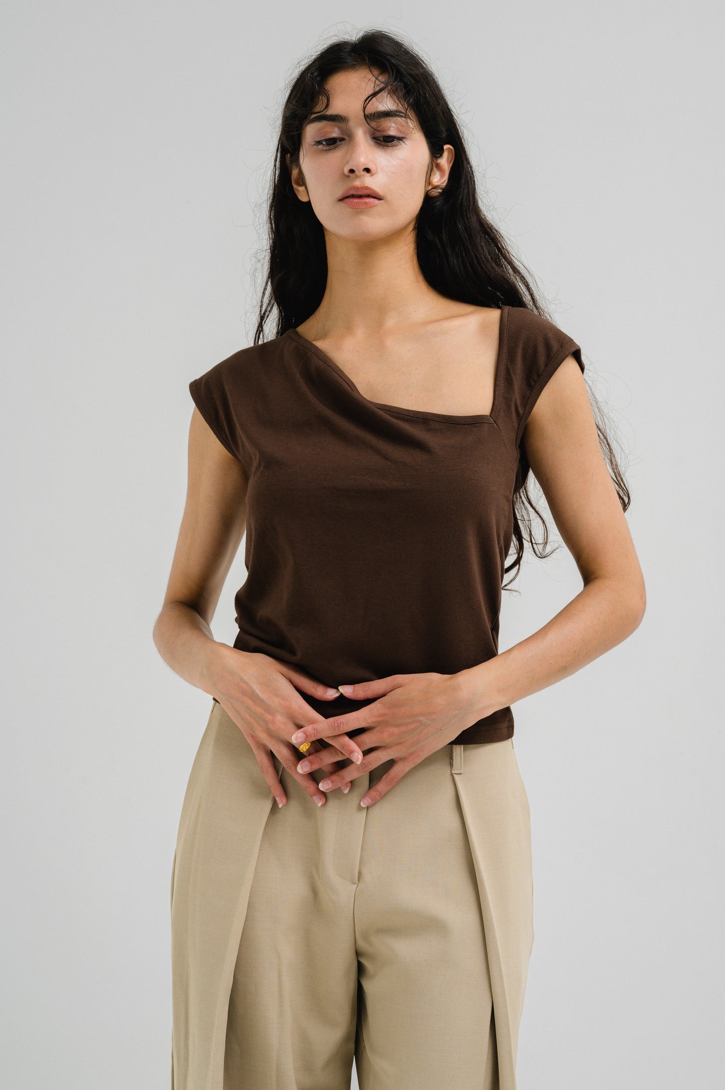 FRIDA BROWN TOP