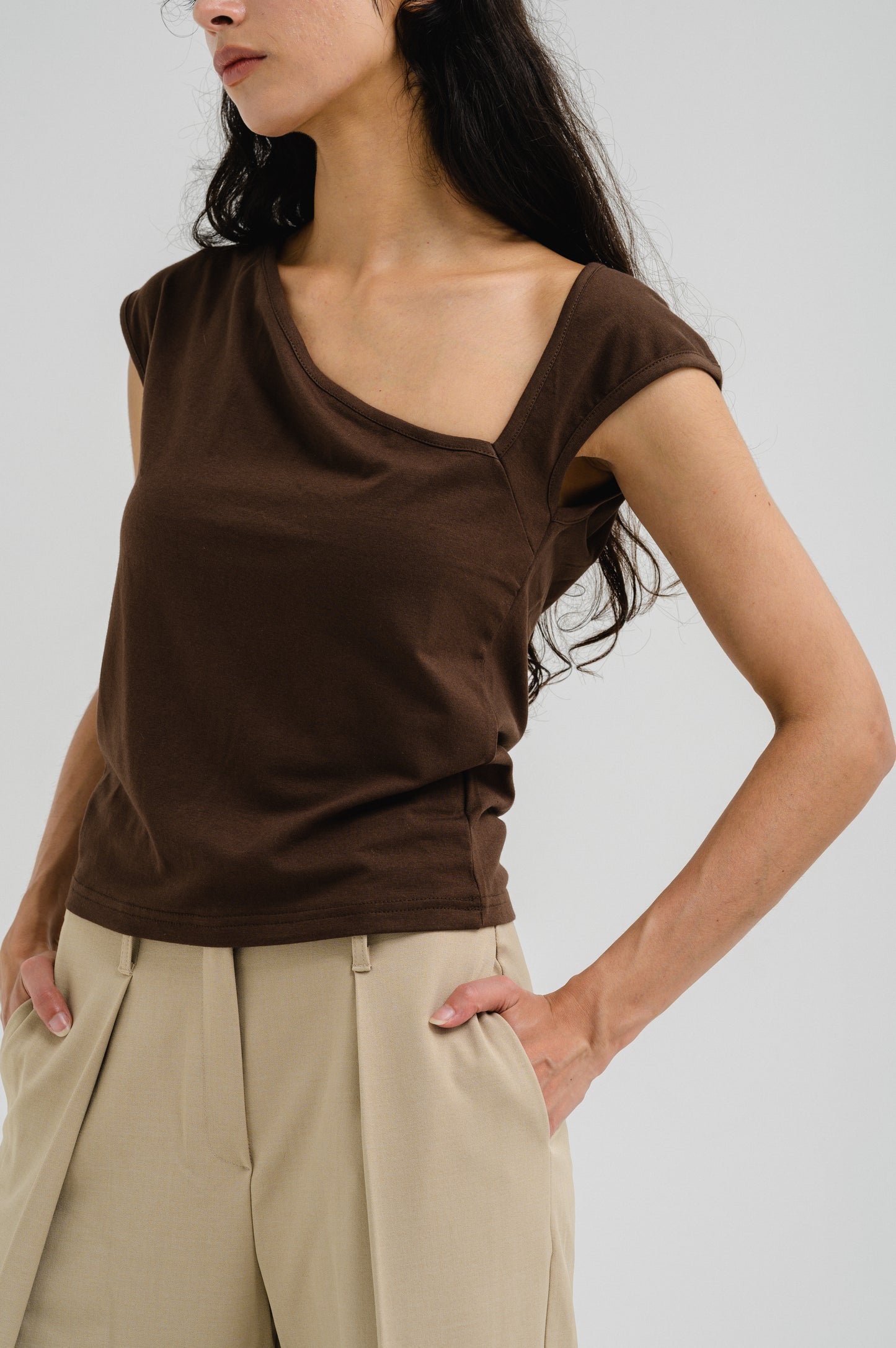 FRIDA BROWN TOP