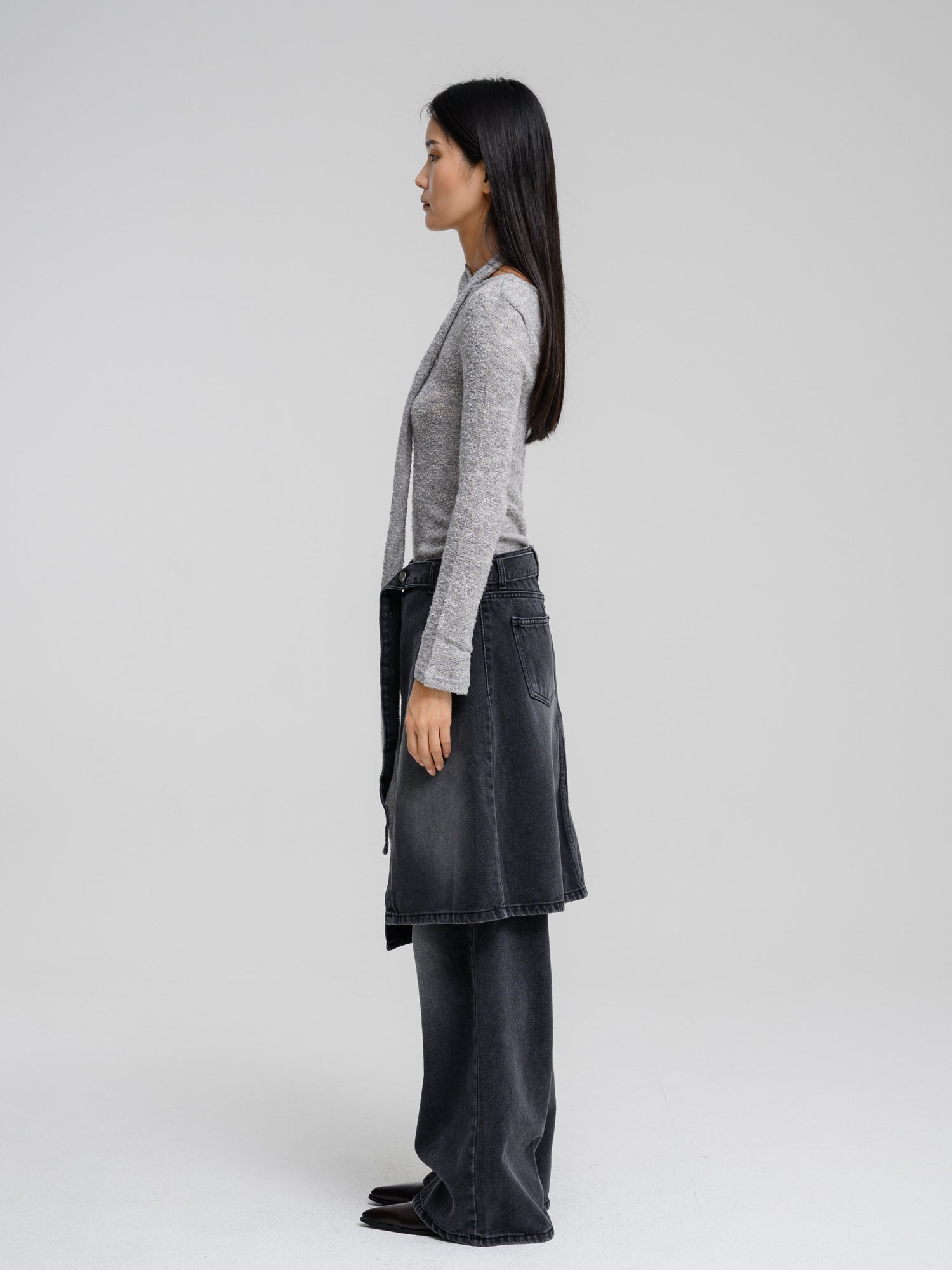NELIO SCARF TOP