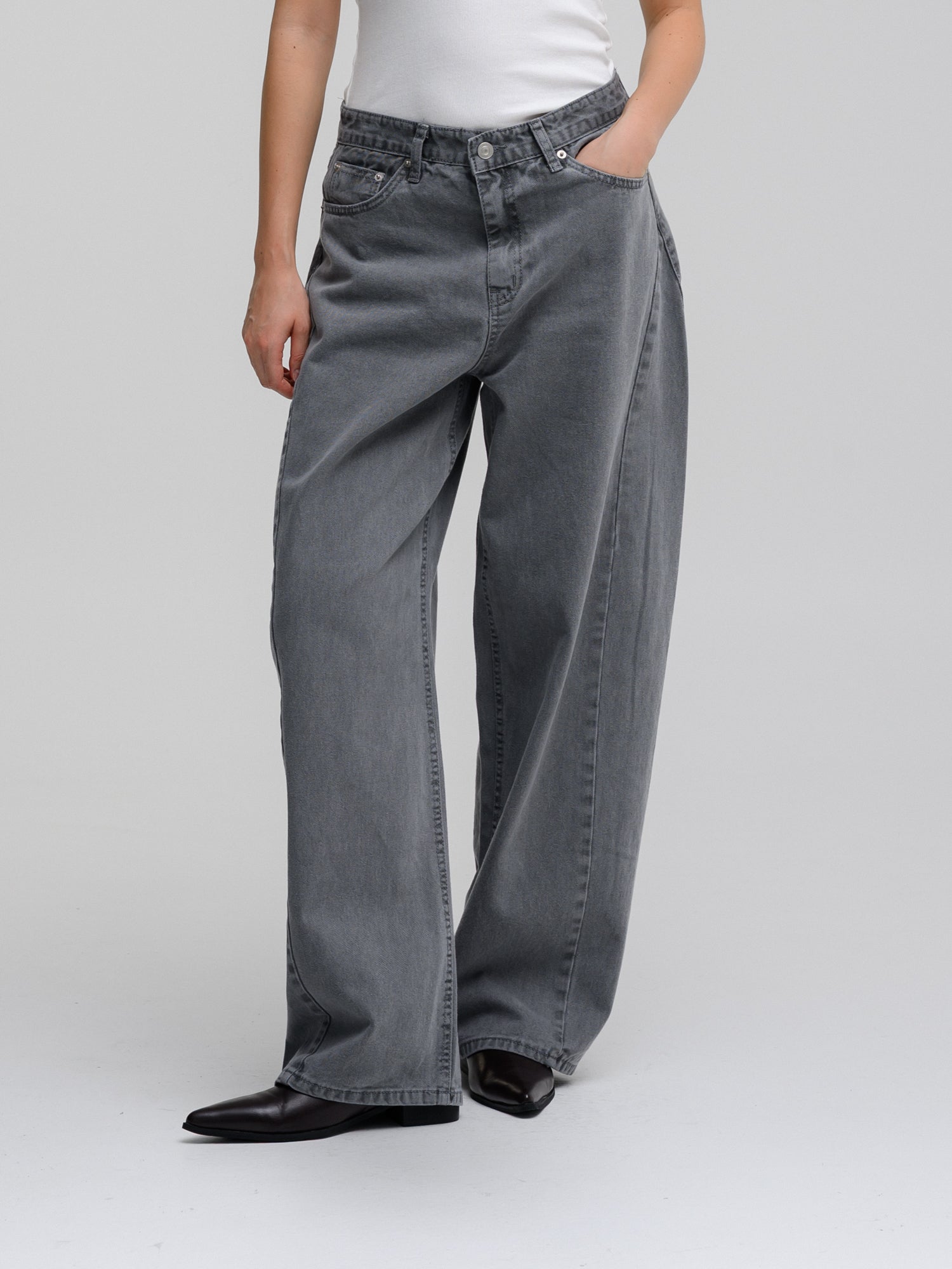 KORI BARREL JEANS
