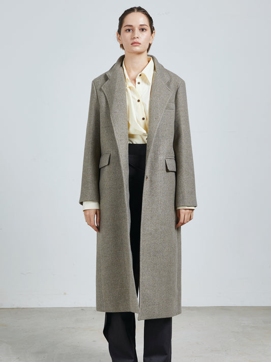 FITTED WOOL COAT