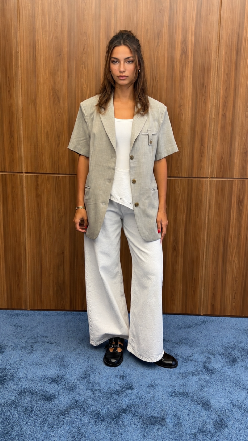 OPEN-BACK BLAZER