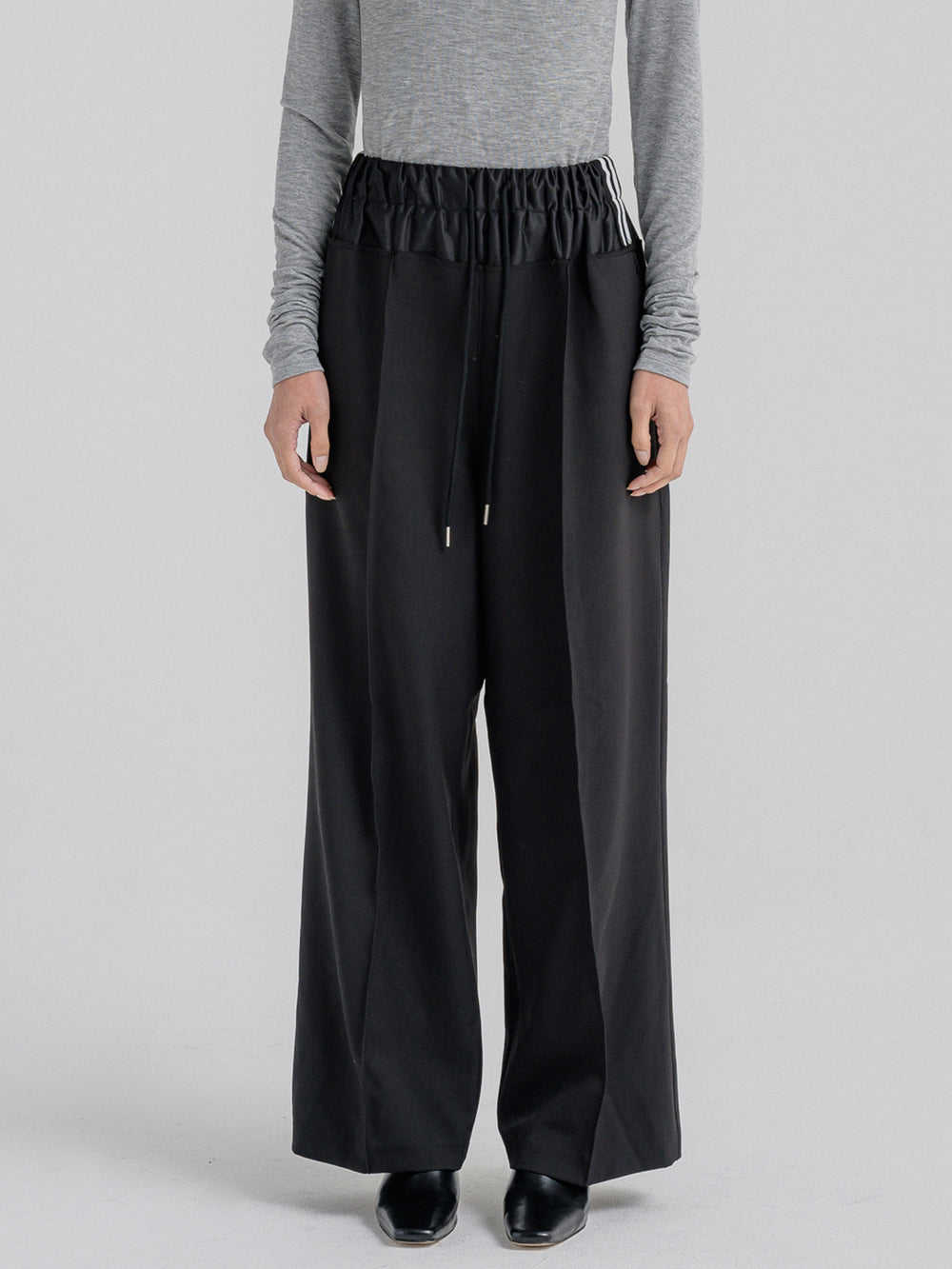 DRESSY TRACK PANTS