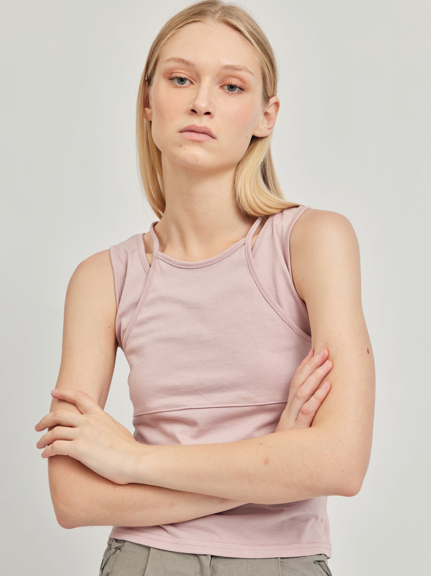 HALTER NECK TANK IN DUSTYROSE