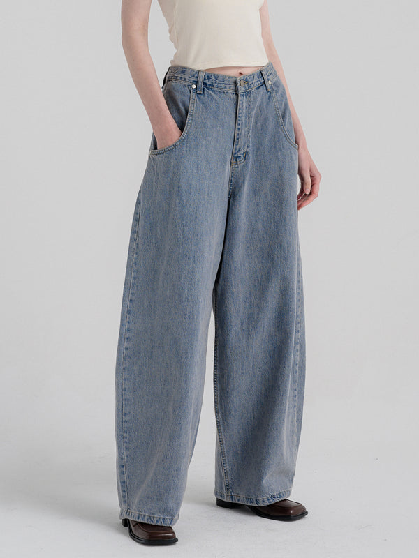 BAGGY LIGHT BLUE DENIM