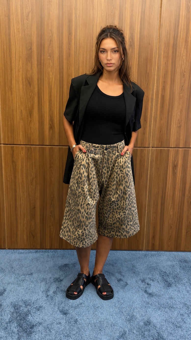LEO BERMUDA SHORTS