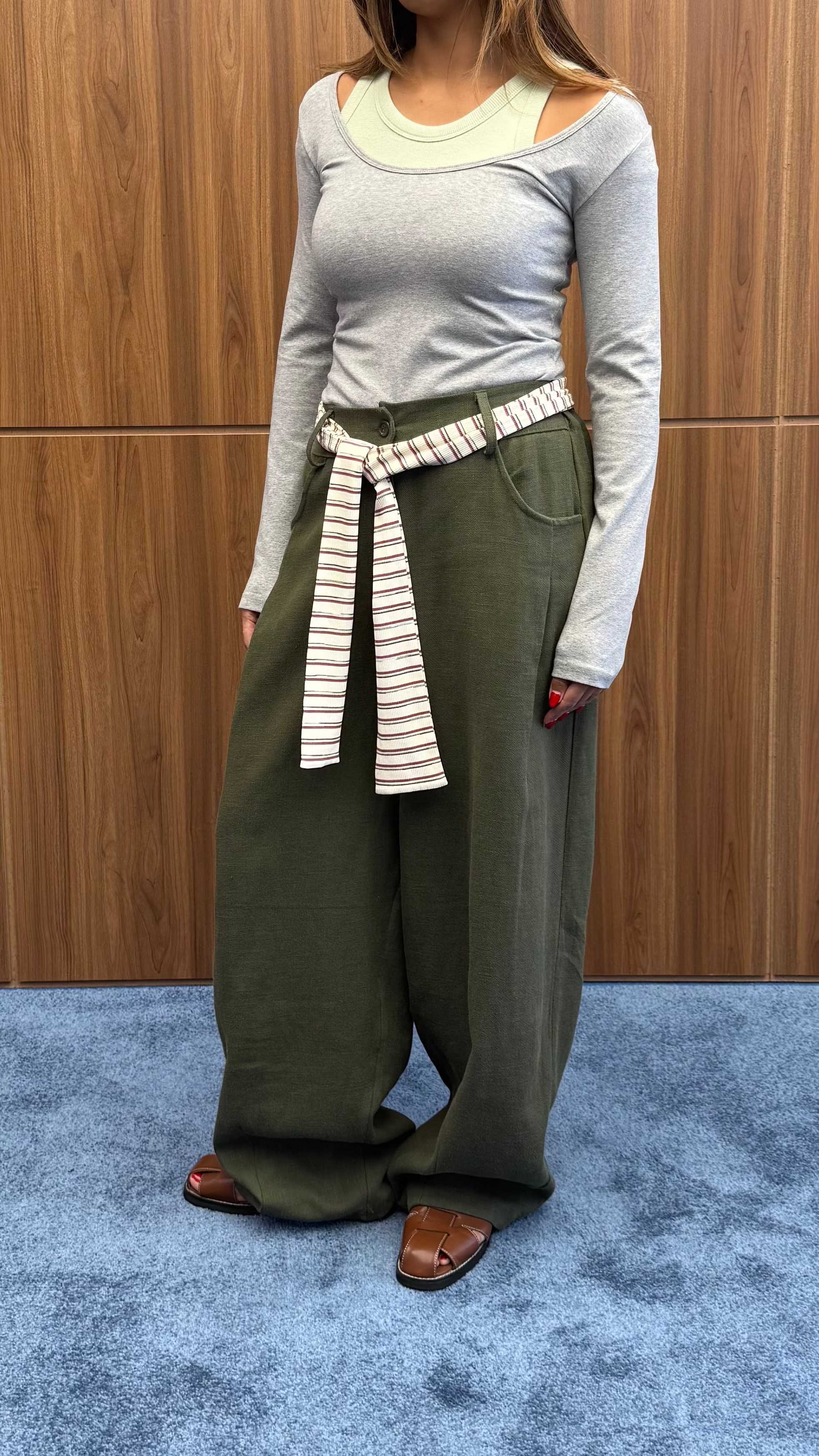 TIE KHAKI PANTS