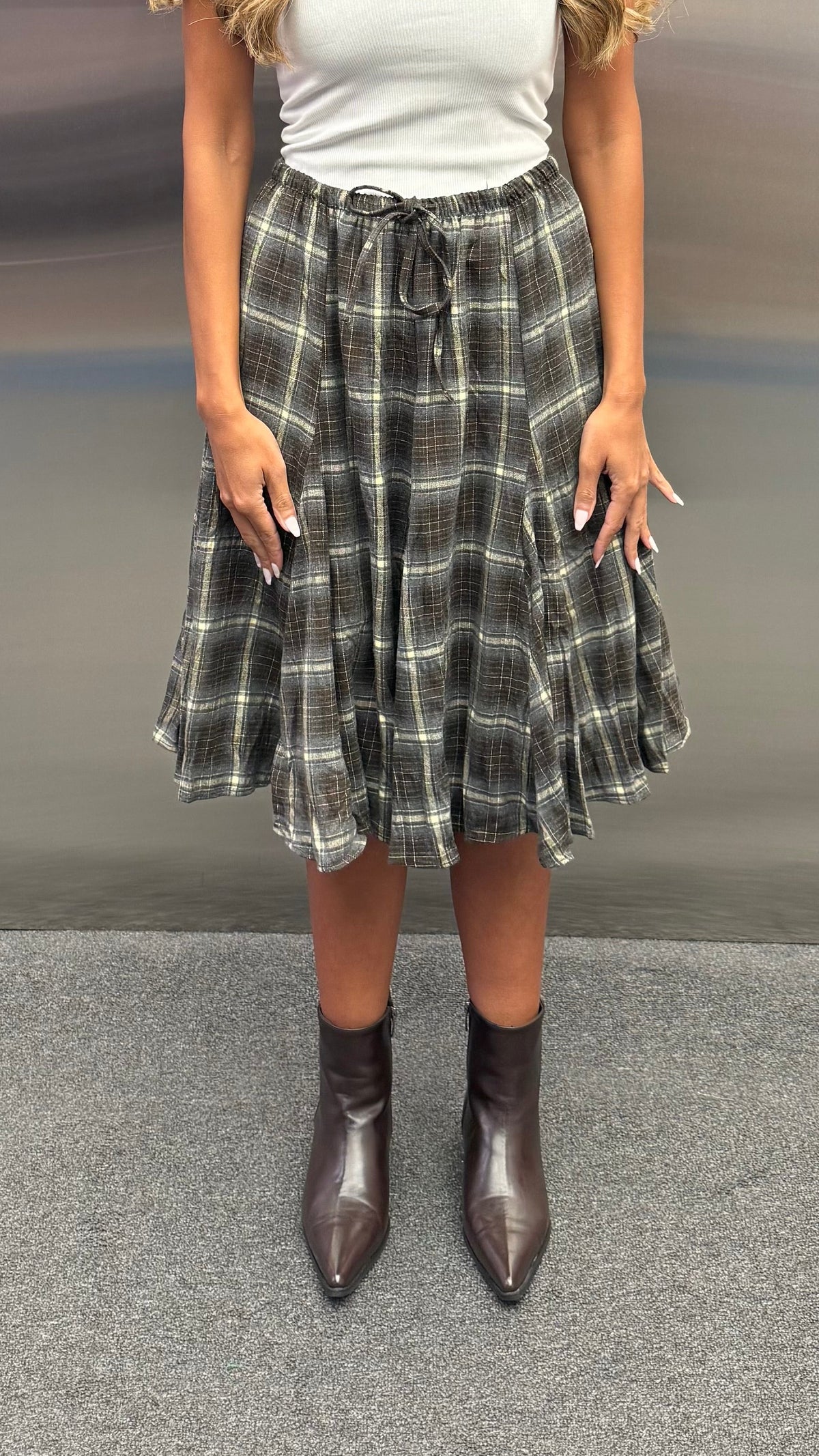 SENYA PLAID SKIRT