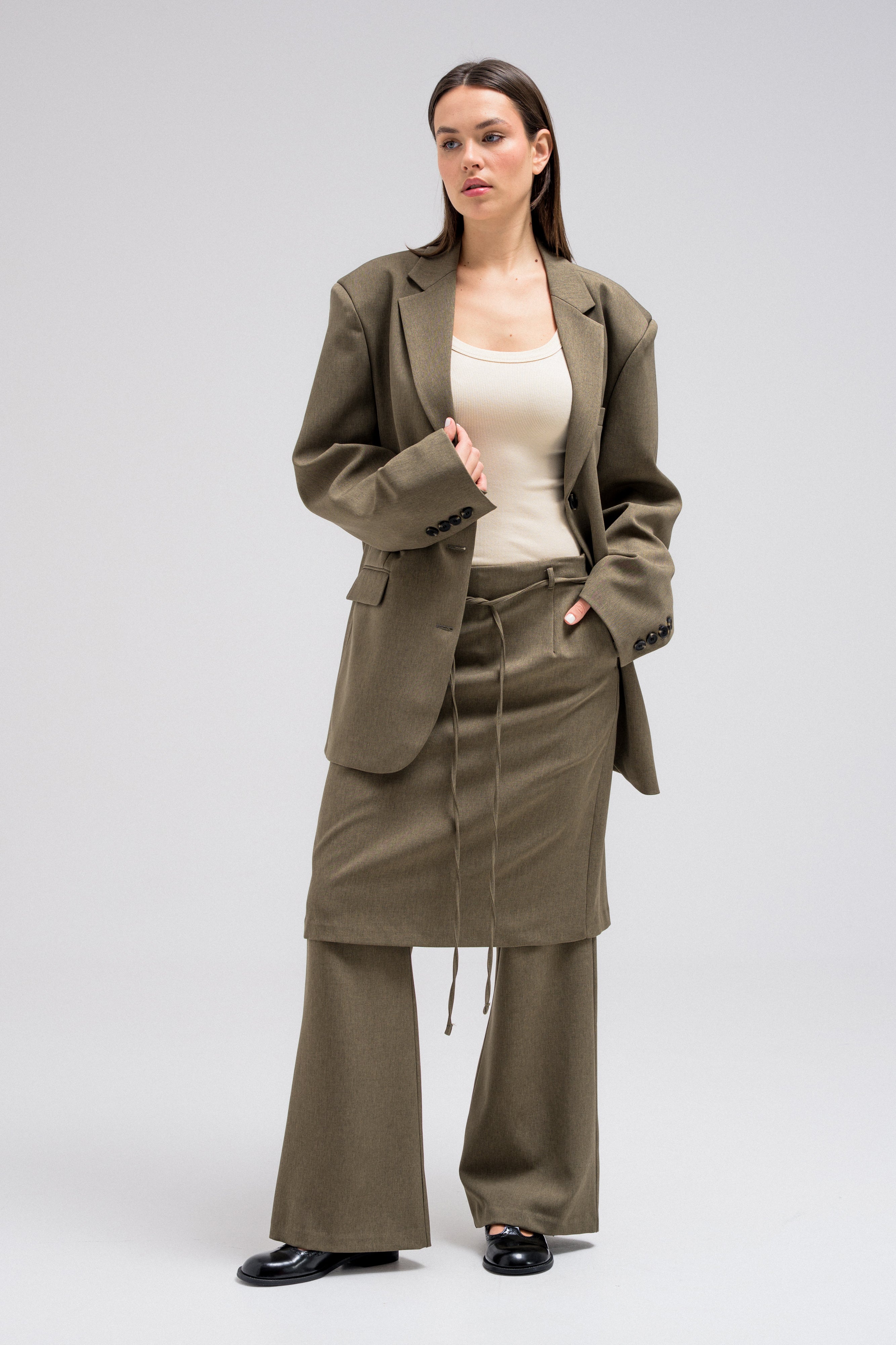 NOVA TAILORED SET