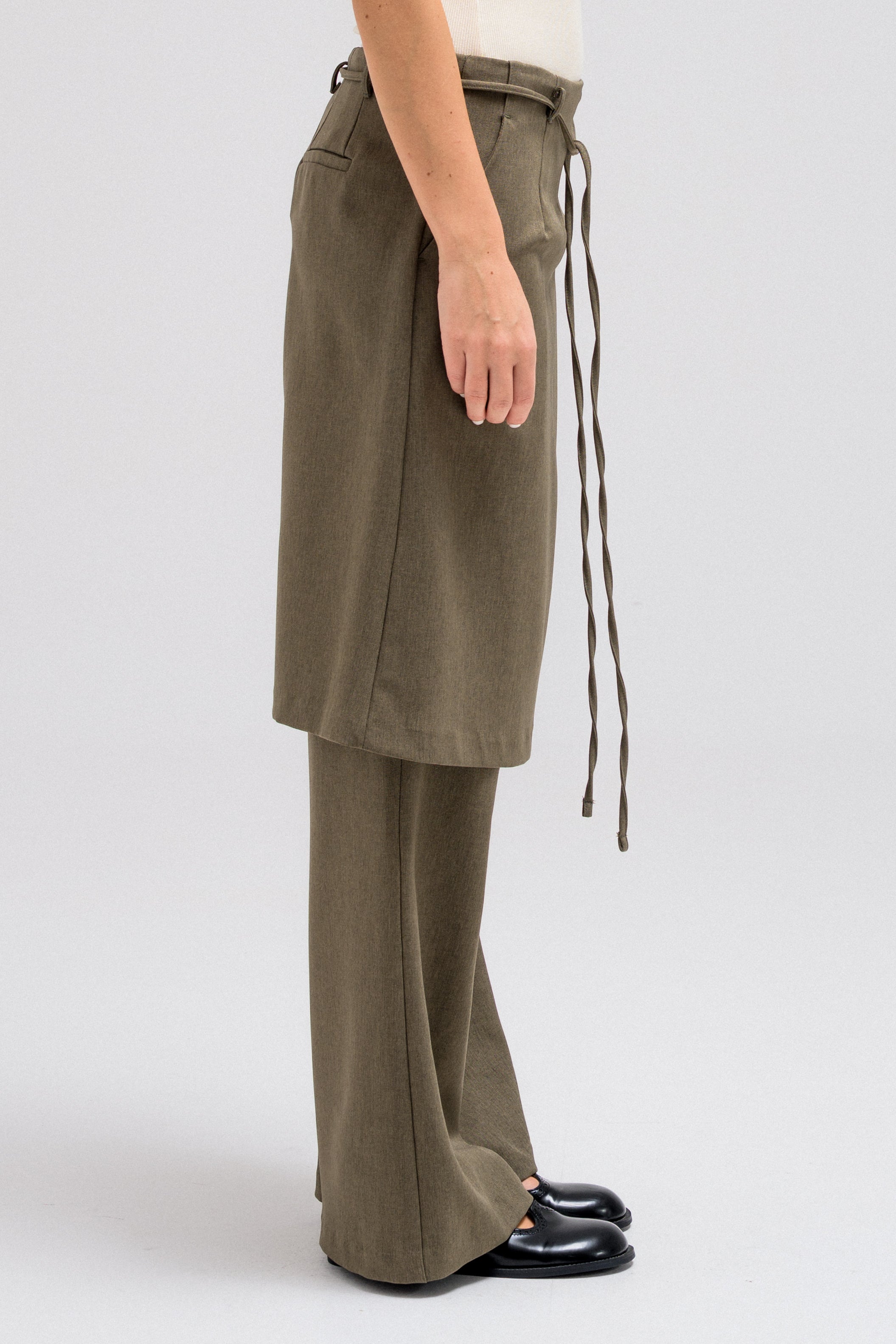 NOVA TAILORED SET