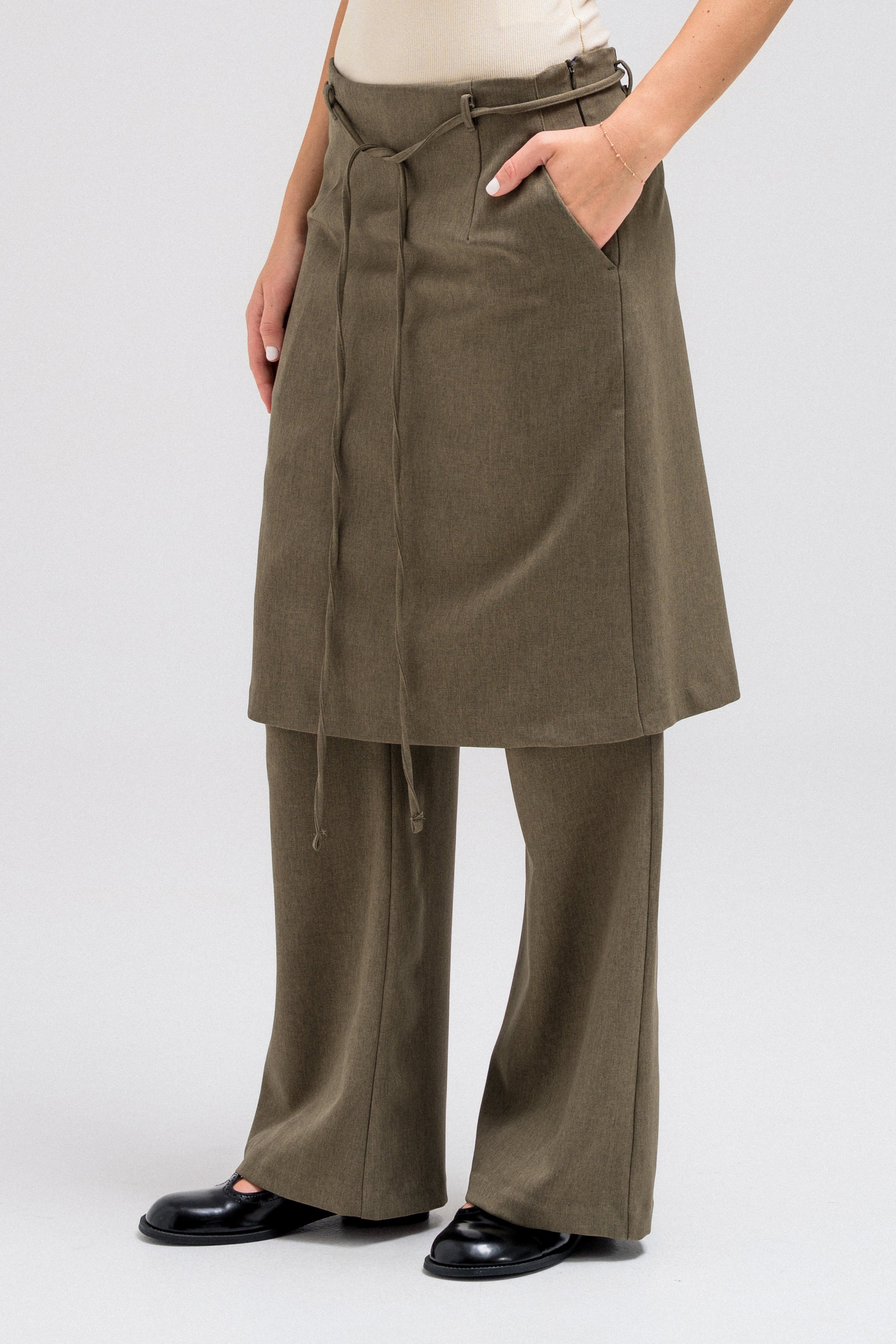 NOVA TAILORED SET