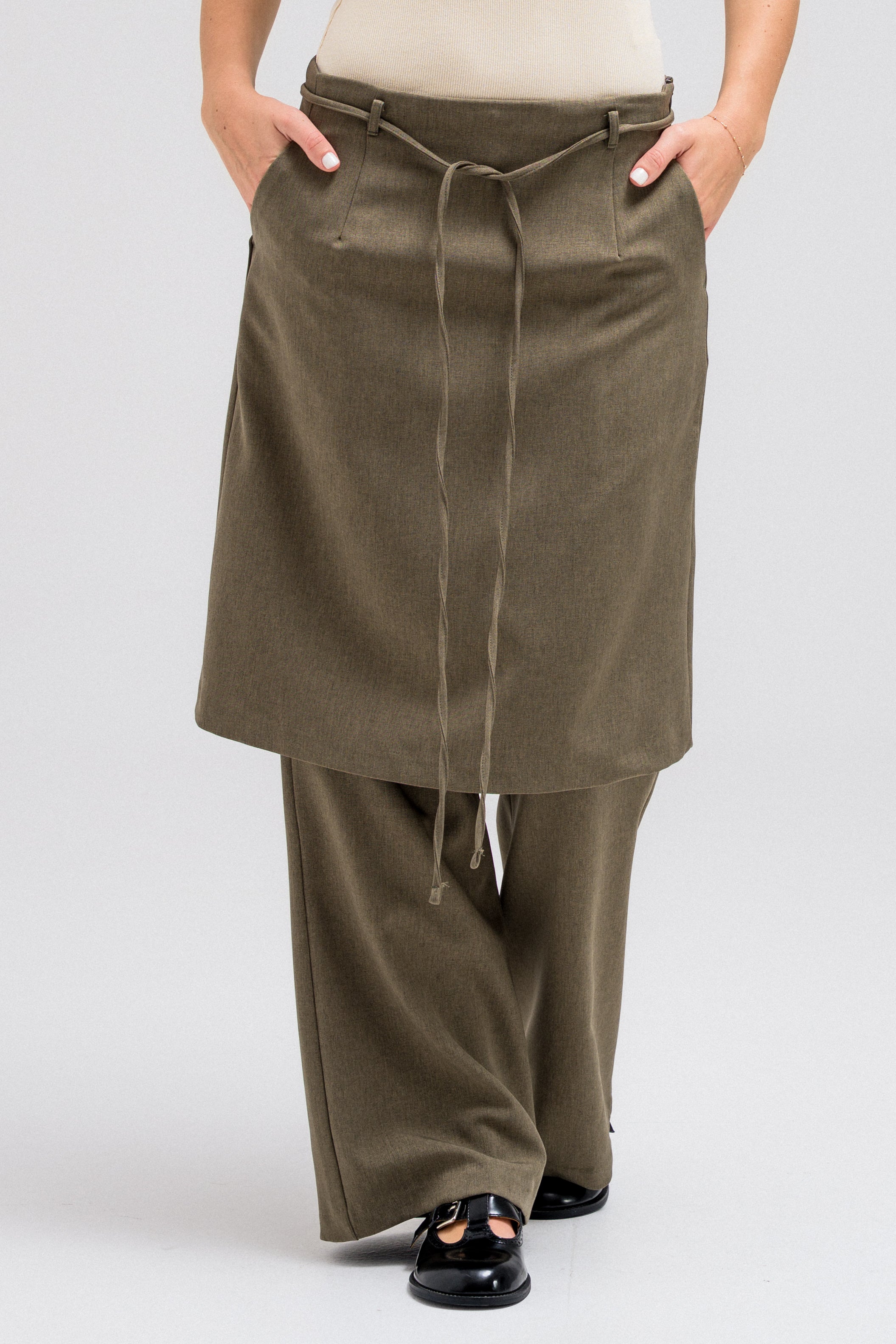 NOVA TAILORED SET