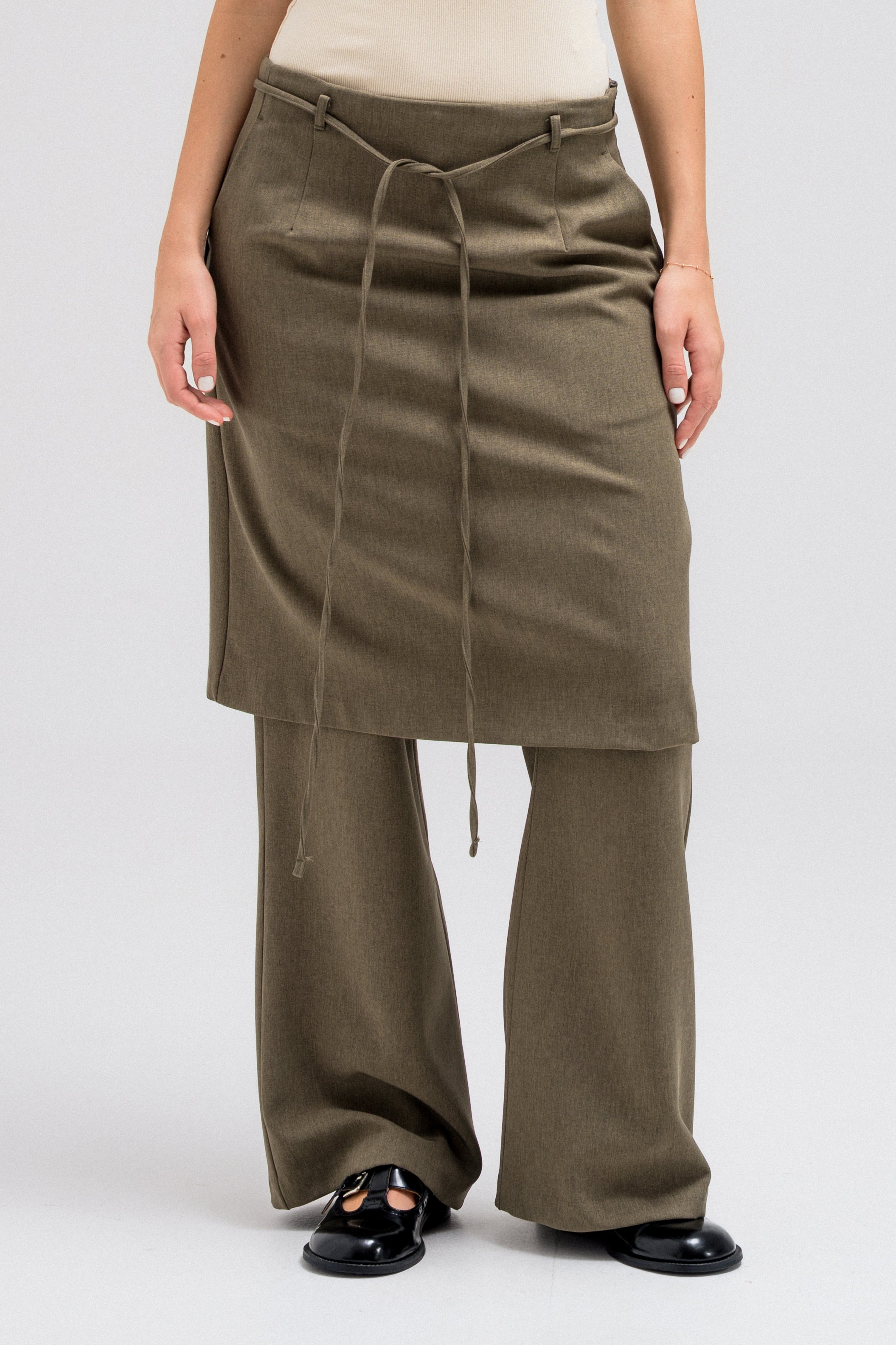 NOVA TAILORED SET