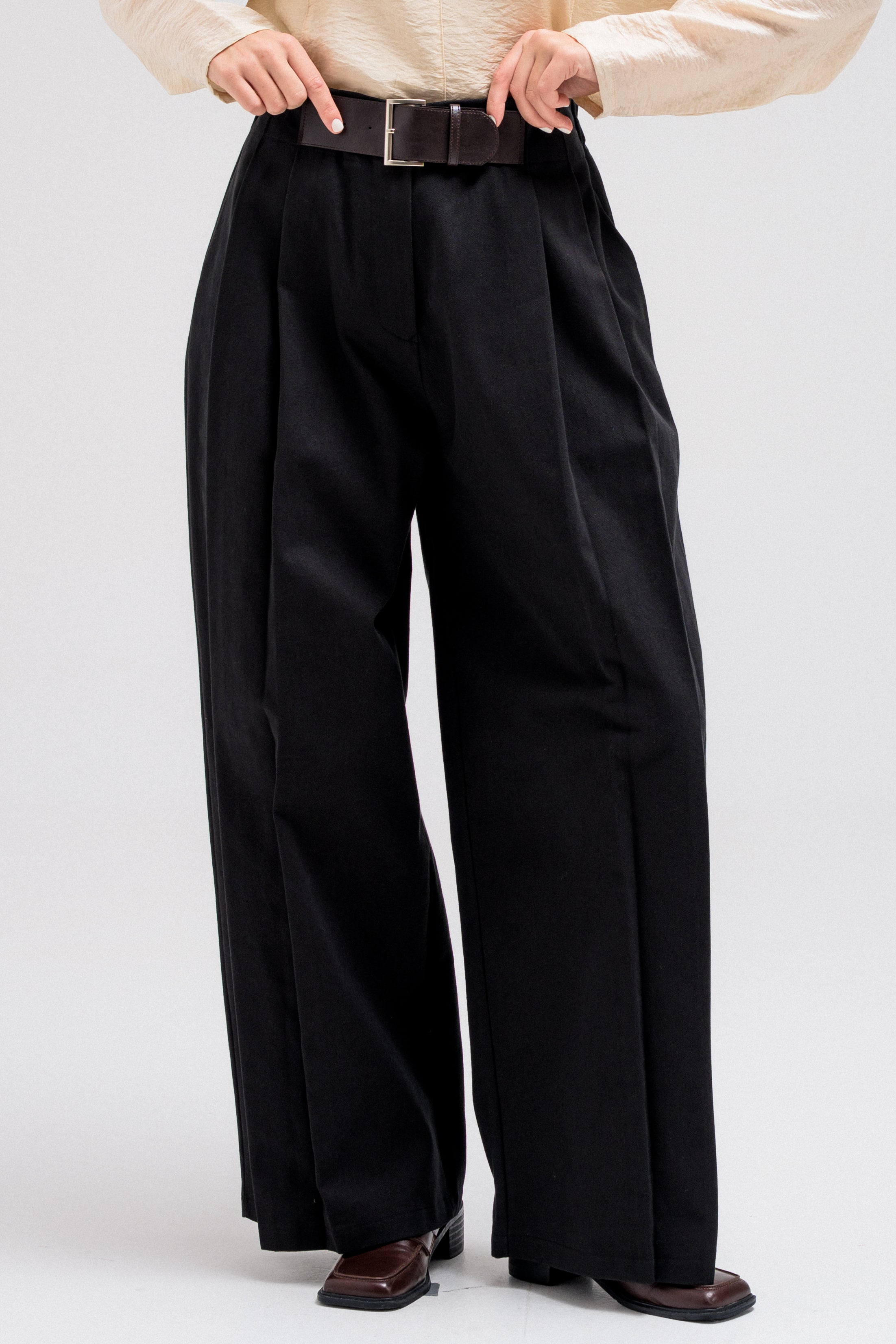 SOFT PLEAT TROUSER