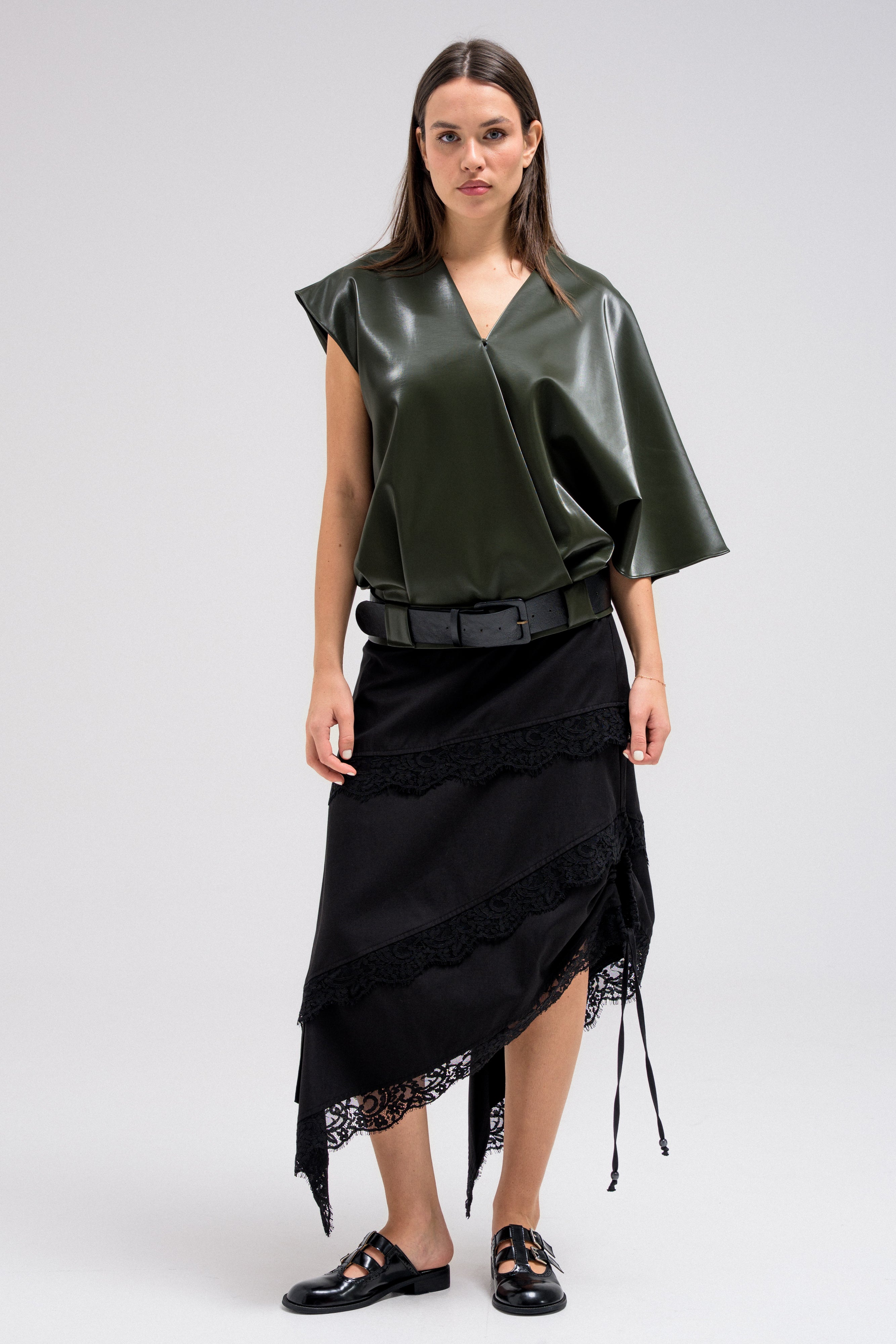 KAVEN ASYMMETRIC TOP