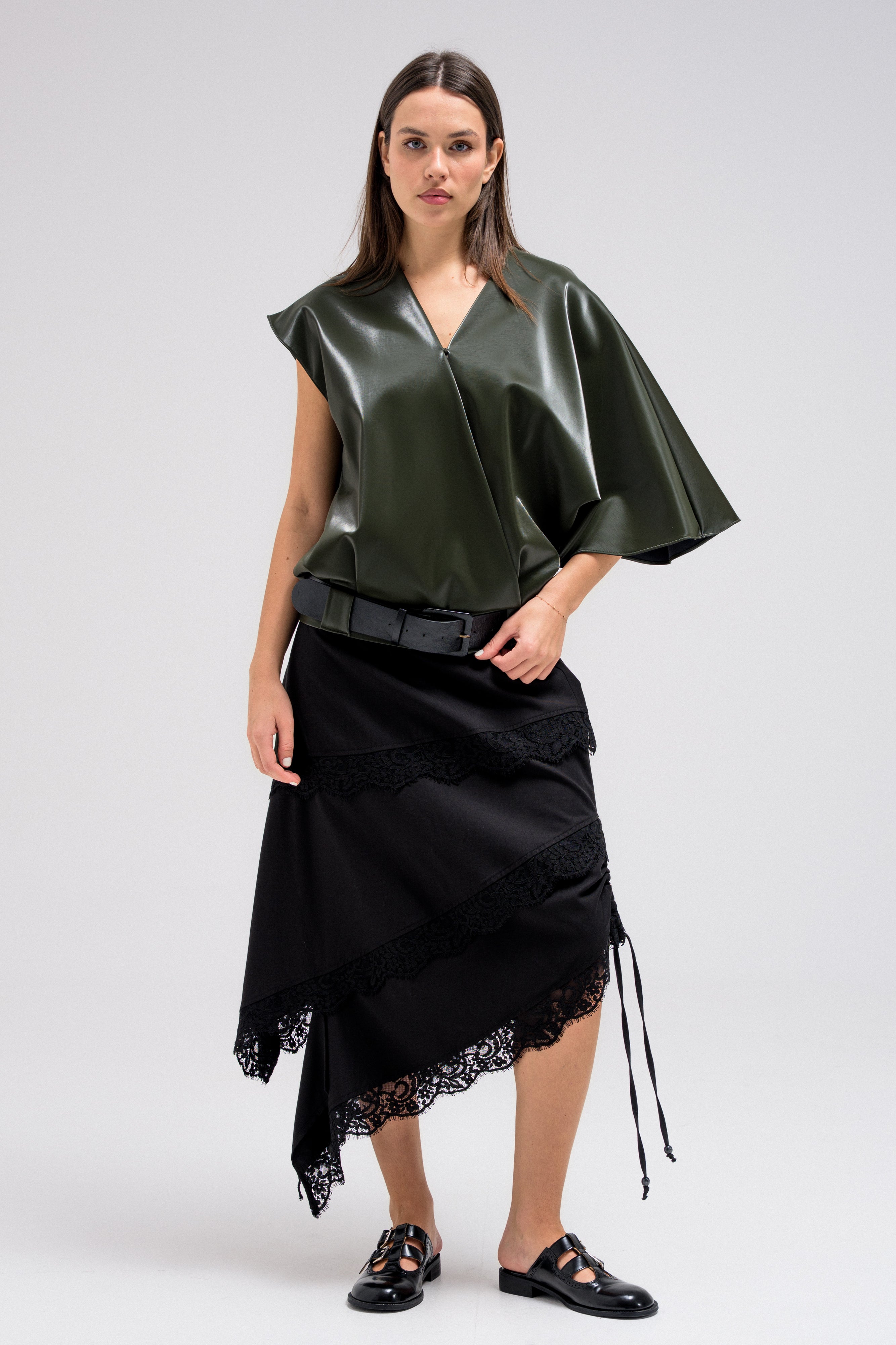 KAVEN ASYMMETRIC TOP