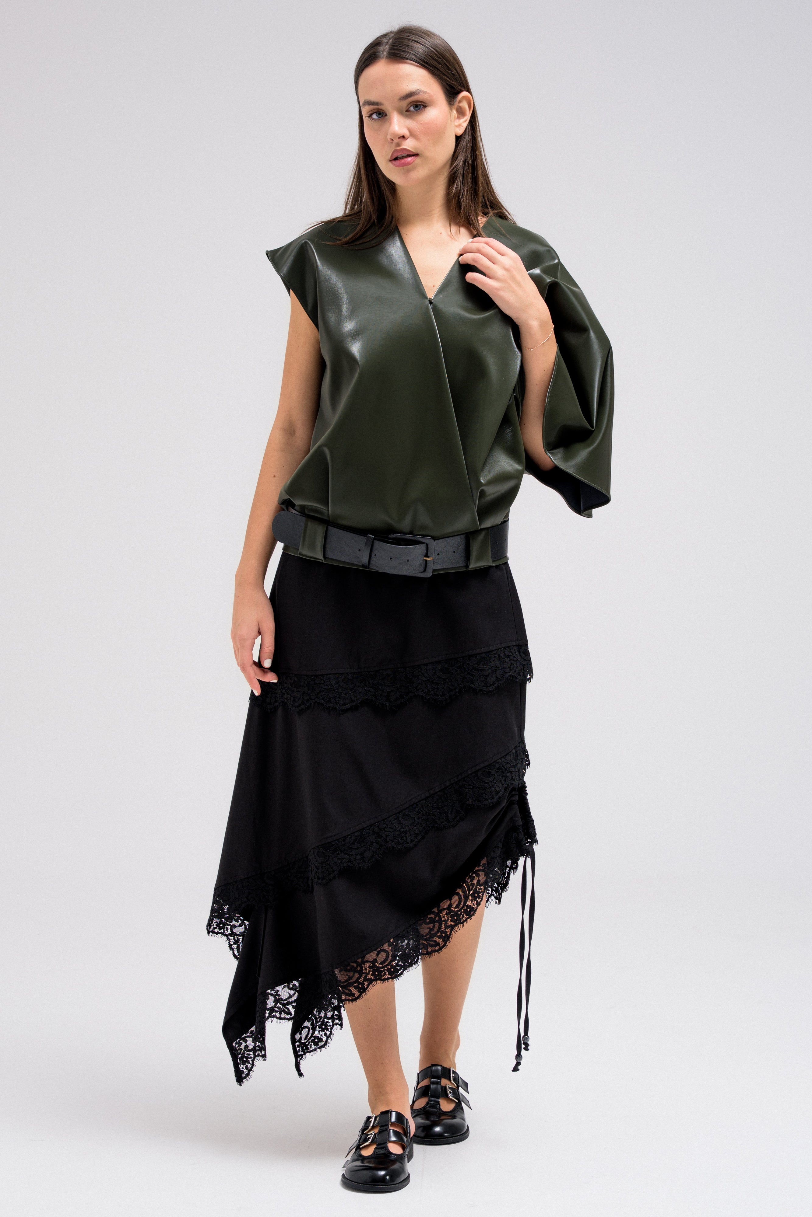KAVEN ASYMMETRIC TOP