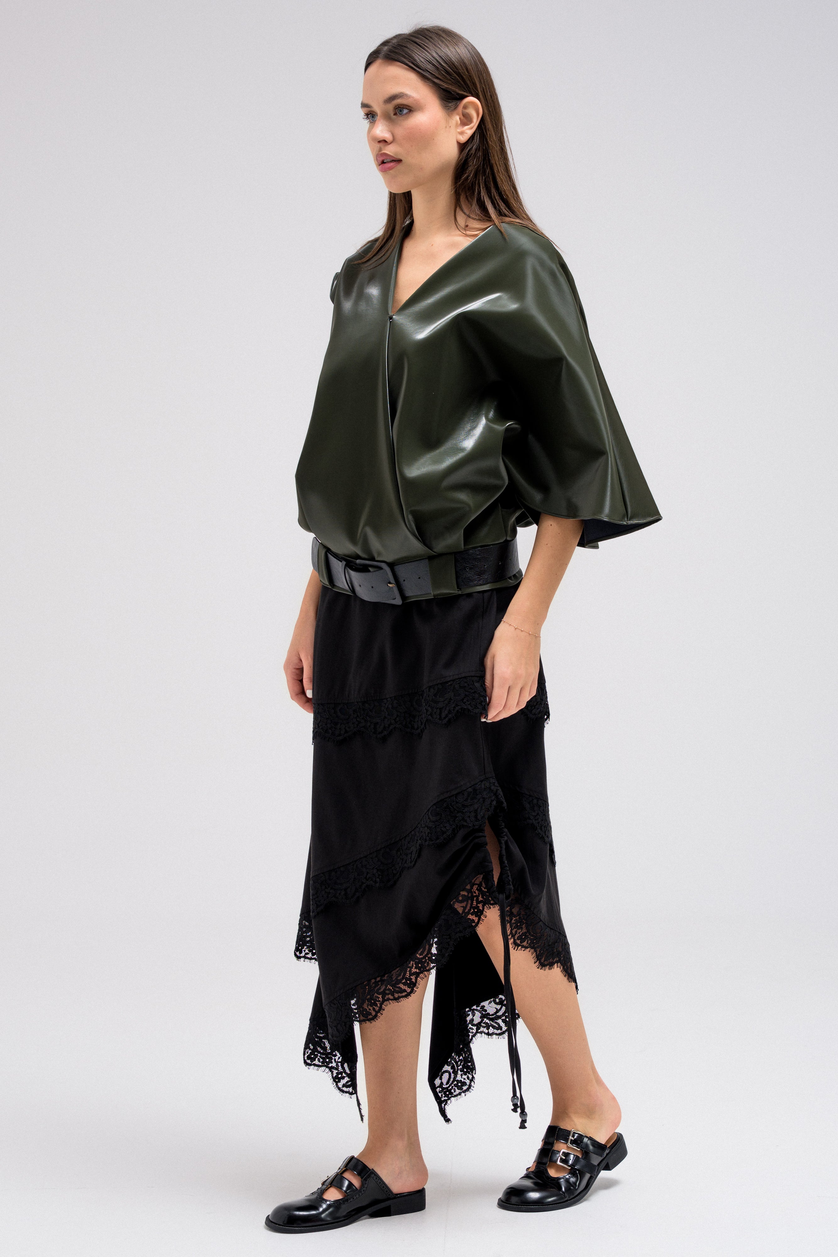 KAVEN ASYMMETRIC TOP
