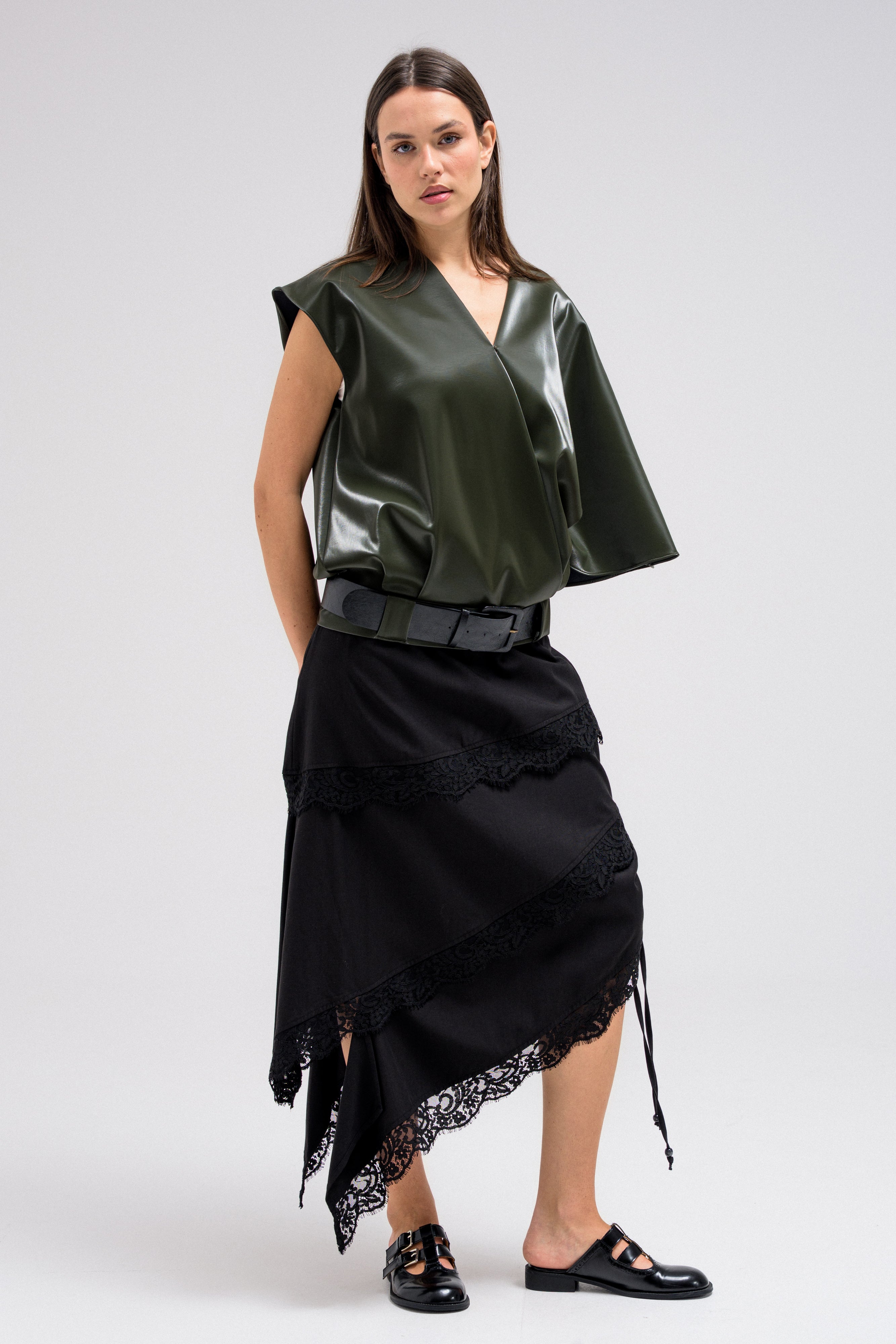 KAVEN ASYMMETRIC TOP