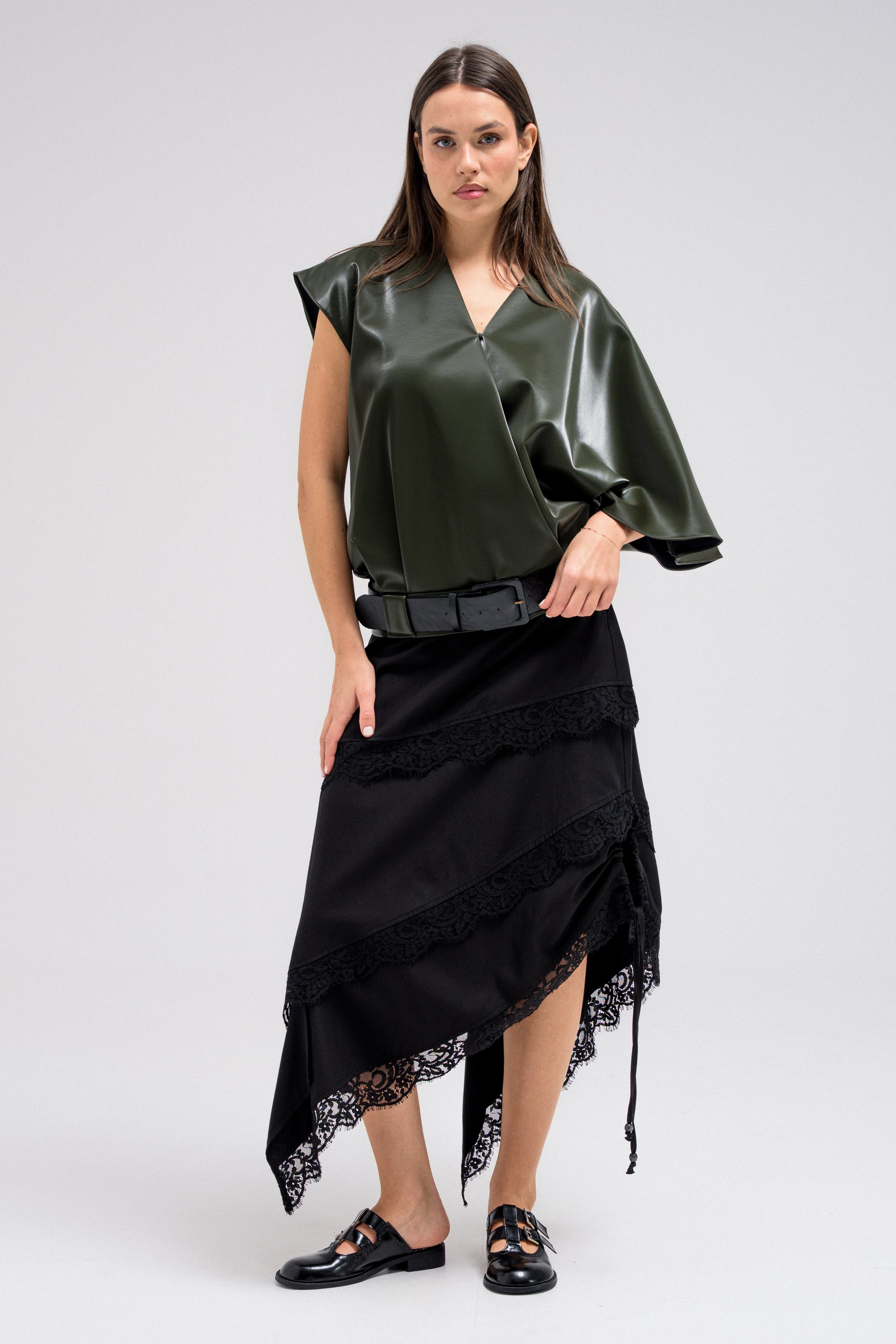 KAVEN ASYMMETRIC TOP