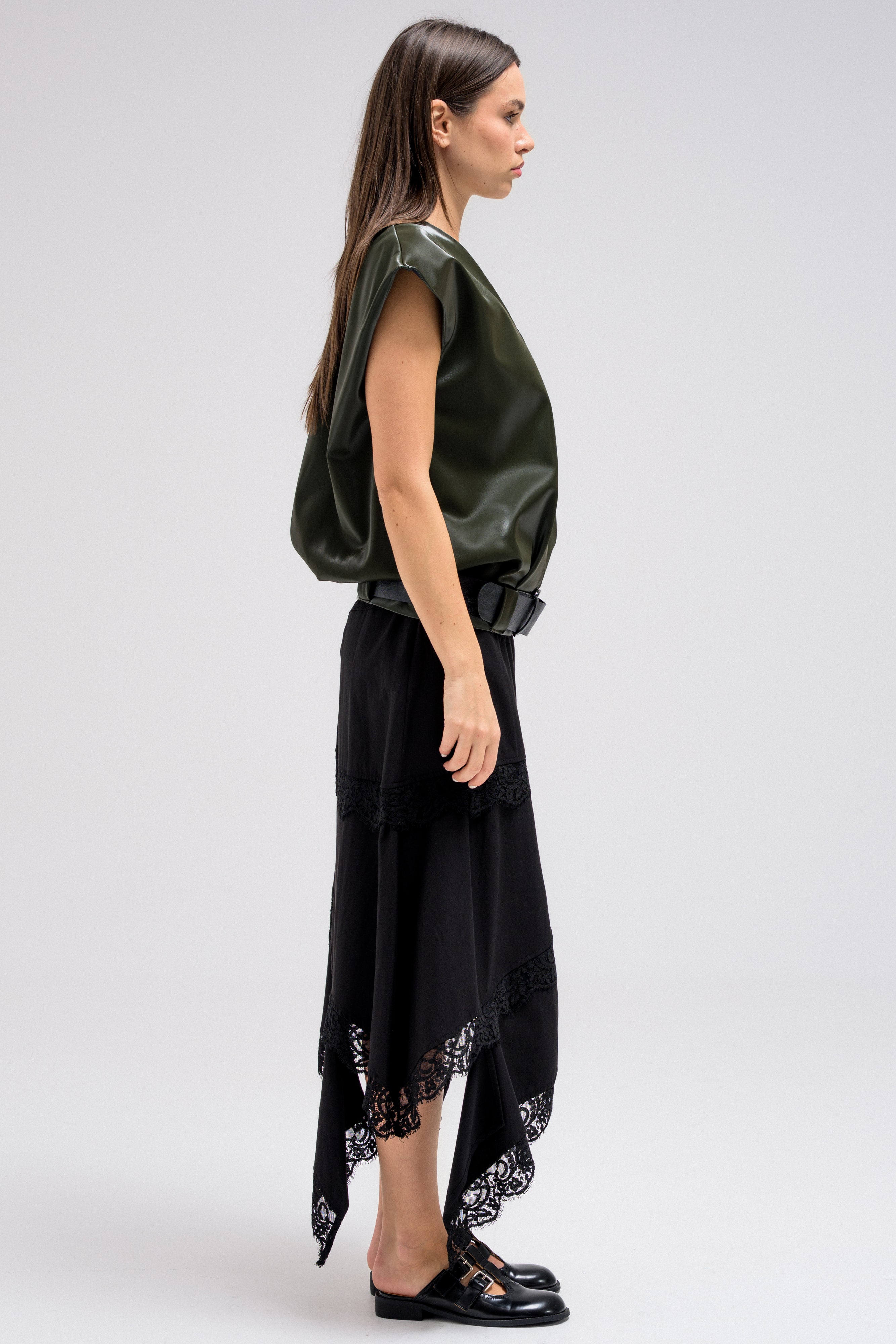 KAVEN ASYMMETRIC TOP