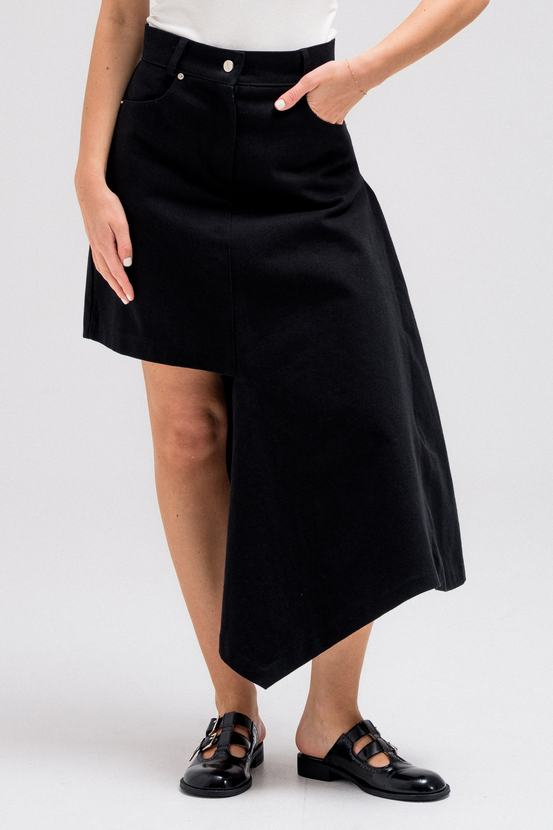 VIREN ASYMMETRIC SKIRT
