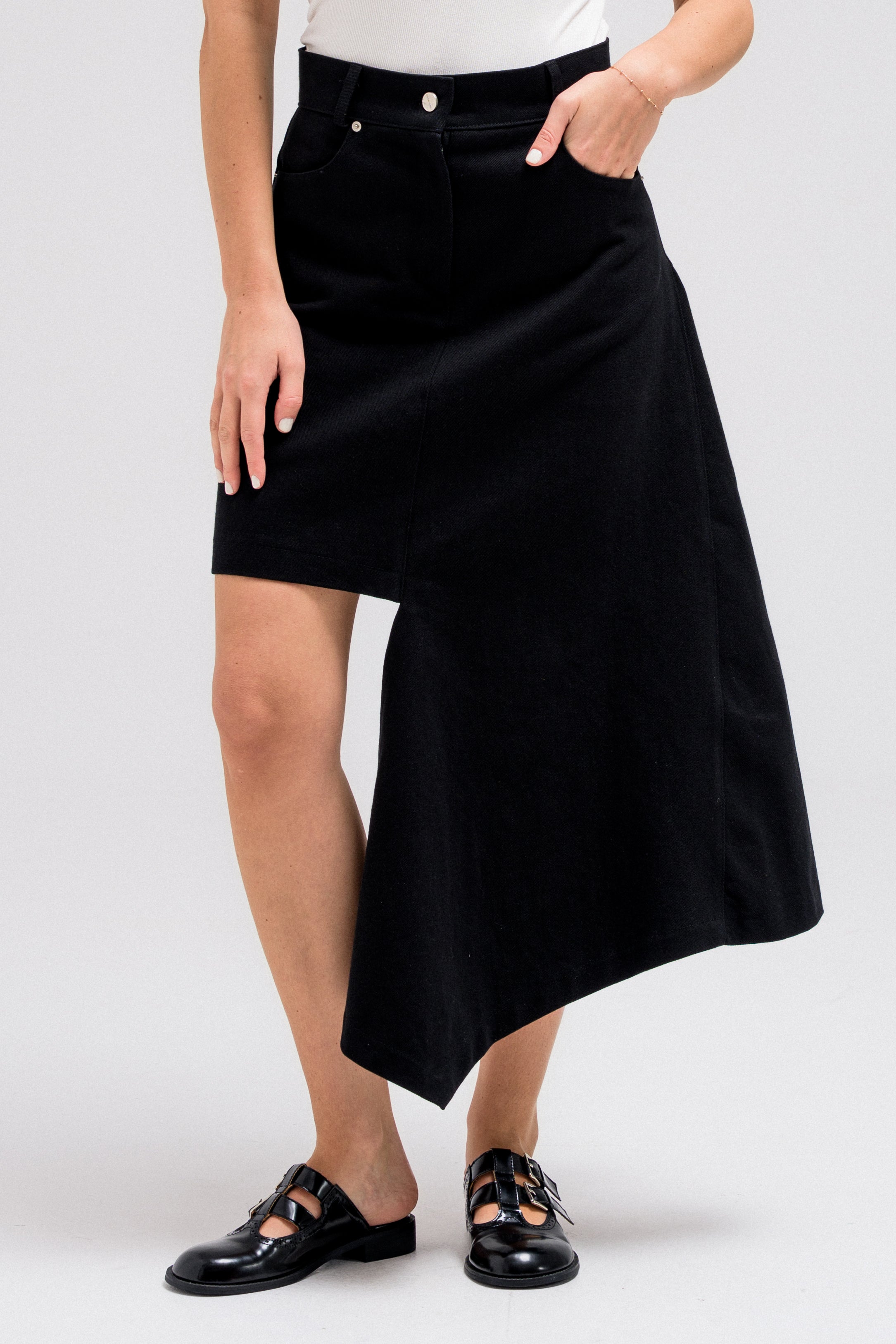 VIREN ASYMMETRIC SKIRT