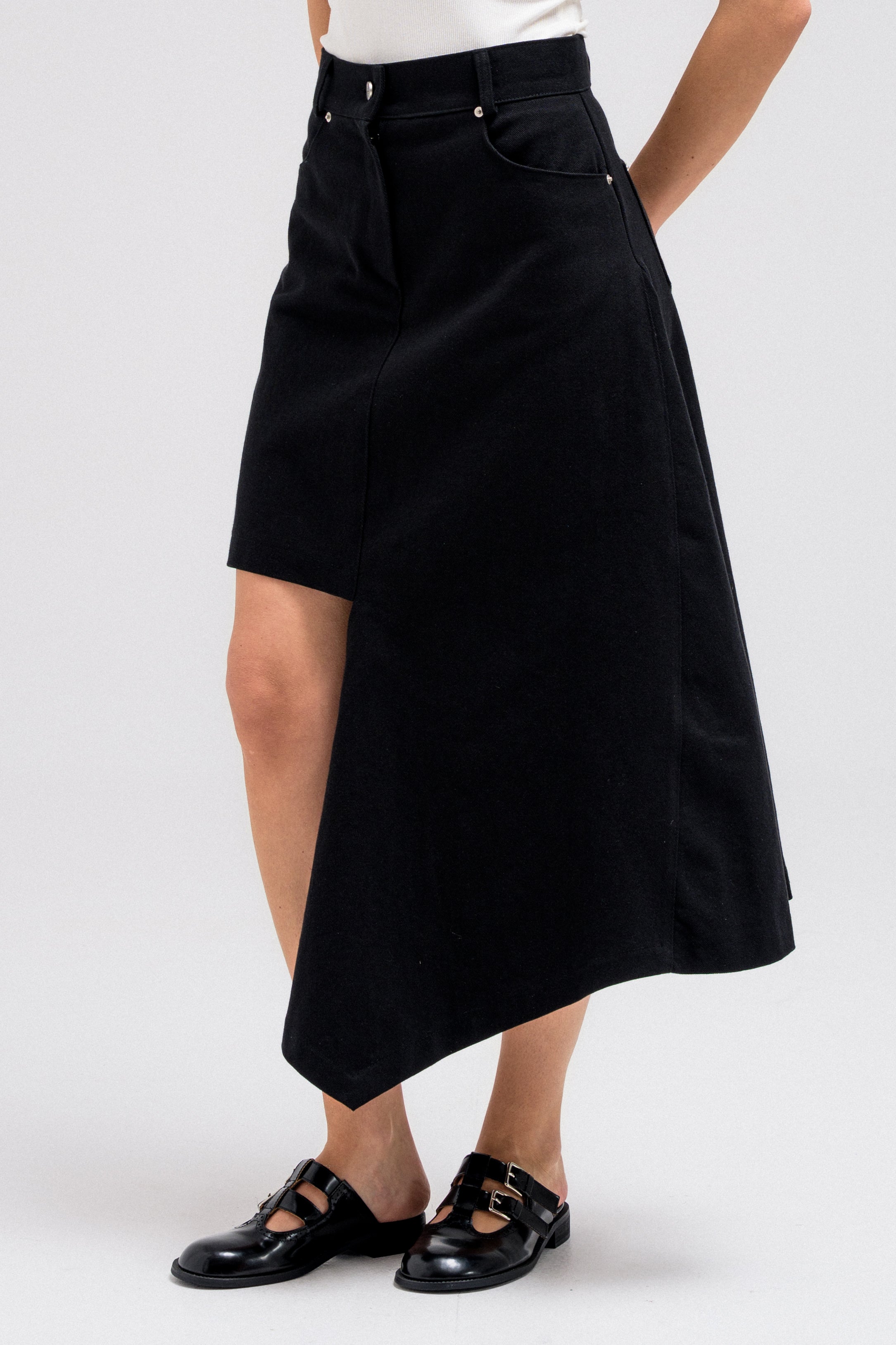 VIREN ASYMMETRIC SKIRT