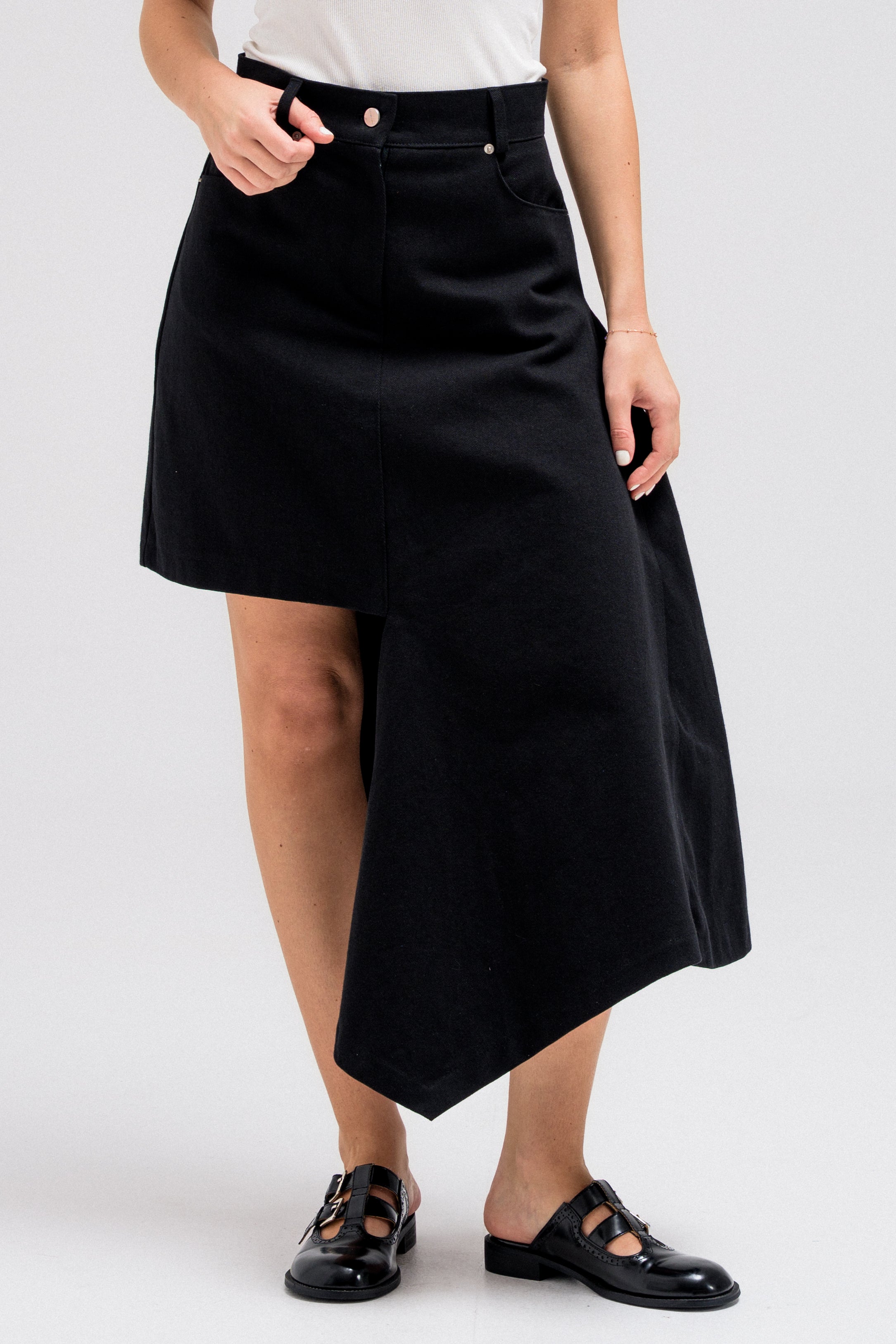VIREN ASYMMETRIC SKIRT