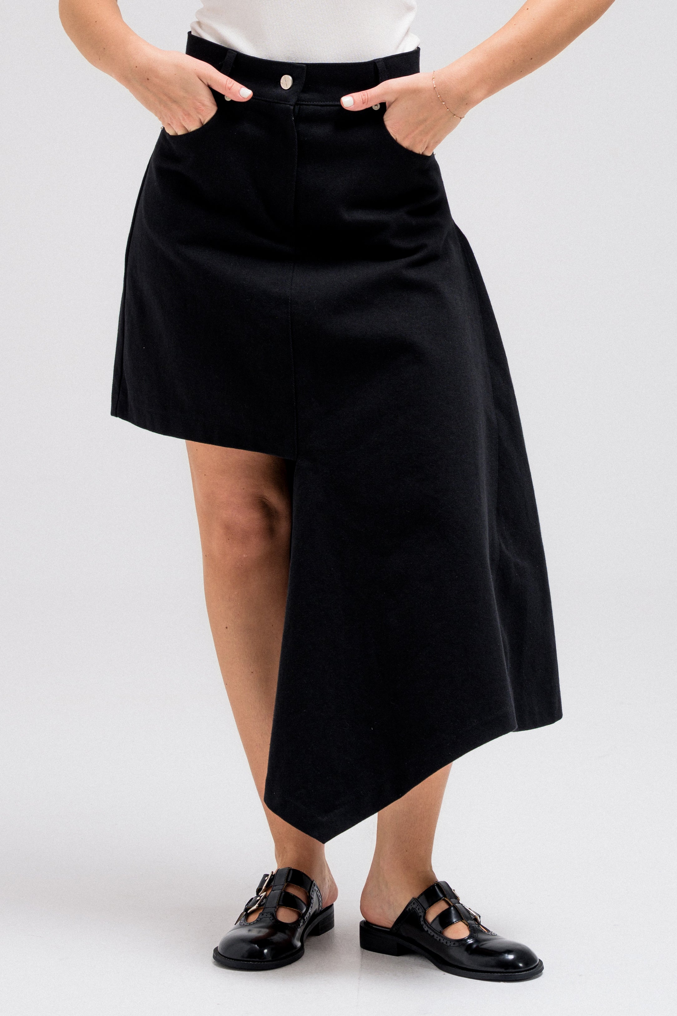 VIREN ASYMMETRIC SKIRT
