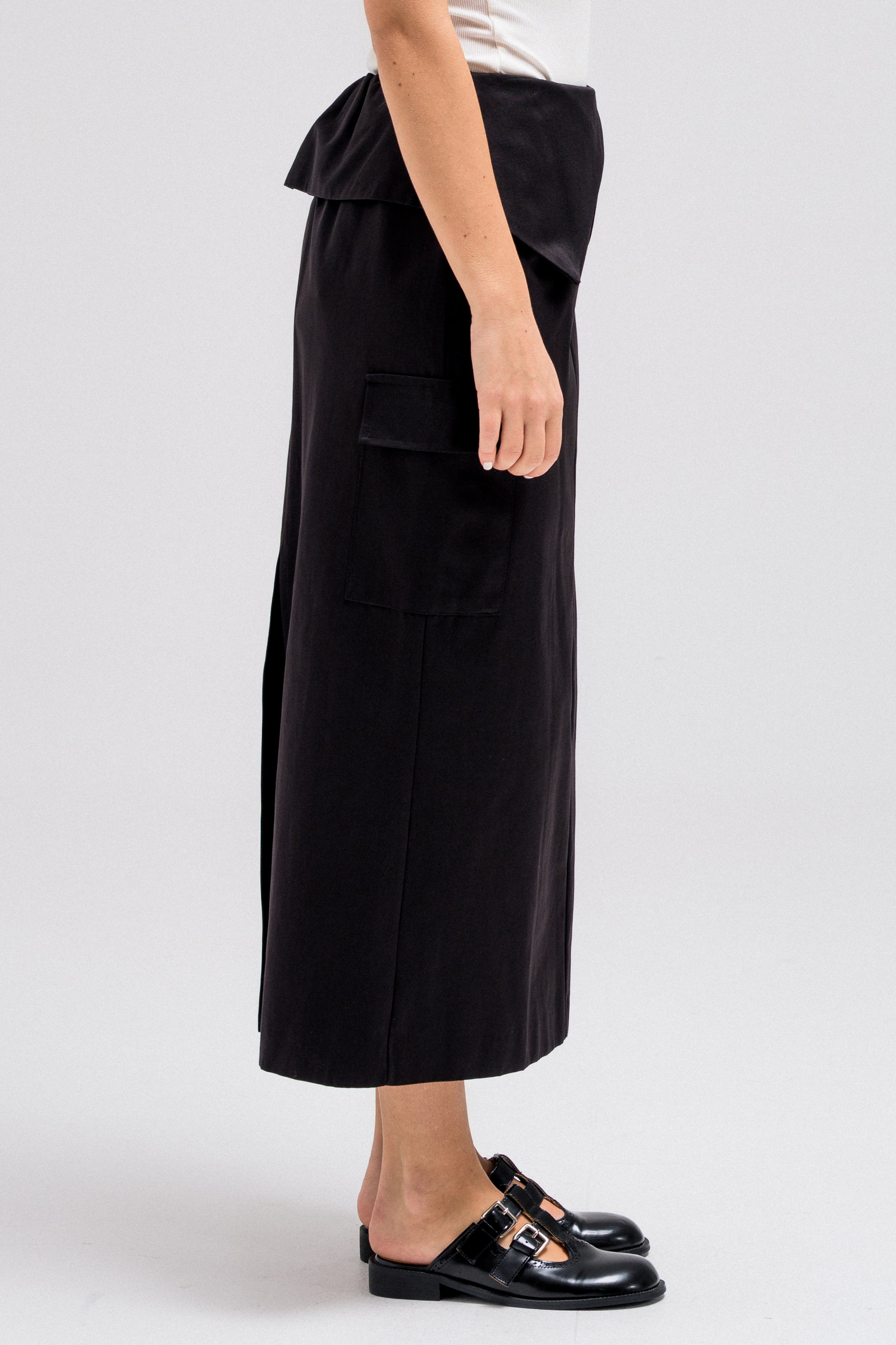 CROSS PANEL SKIRT