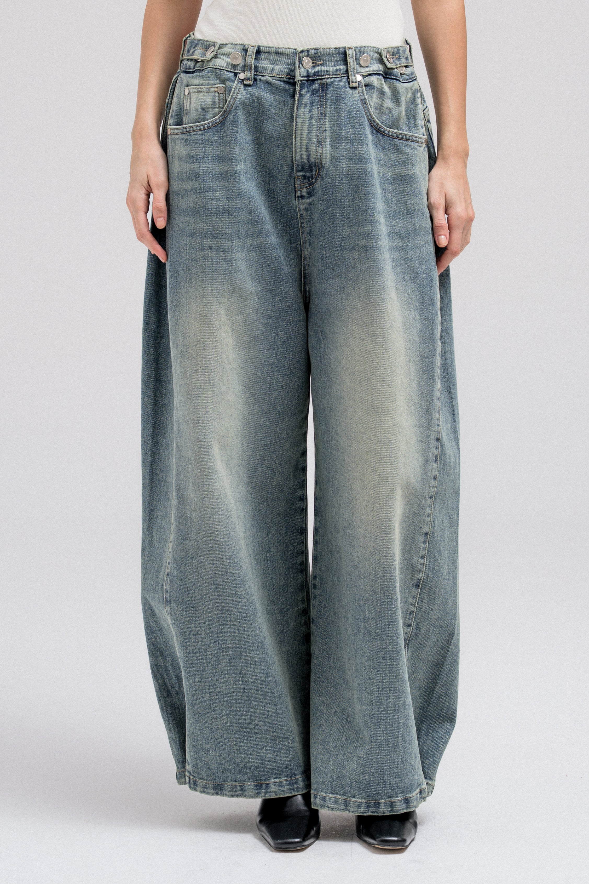 AUREY WIDE LEG JEANS