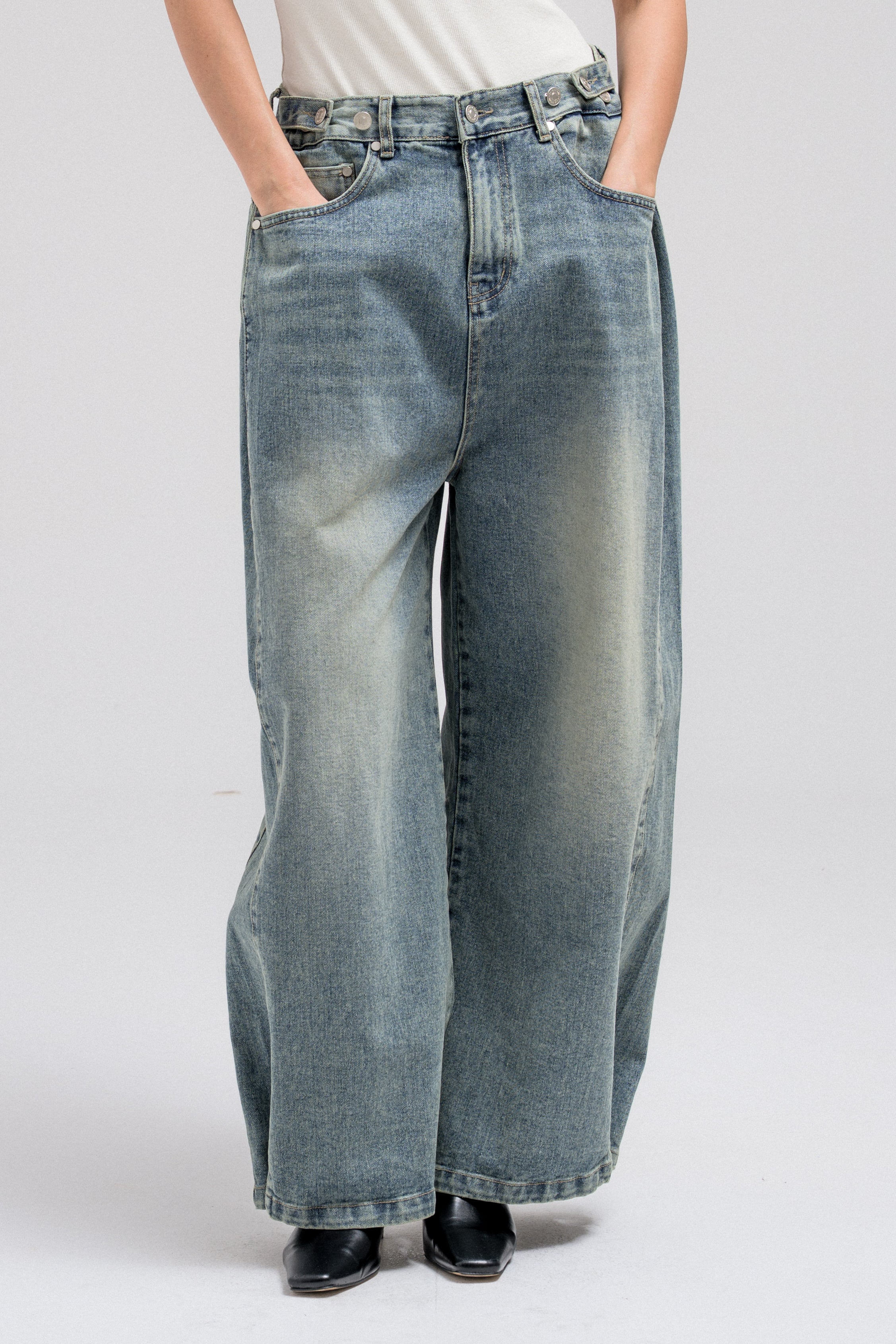 AUREY WIDE LEG JEANS