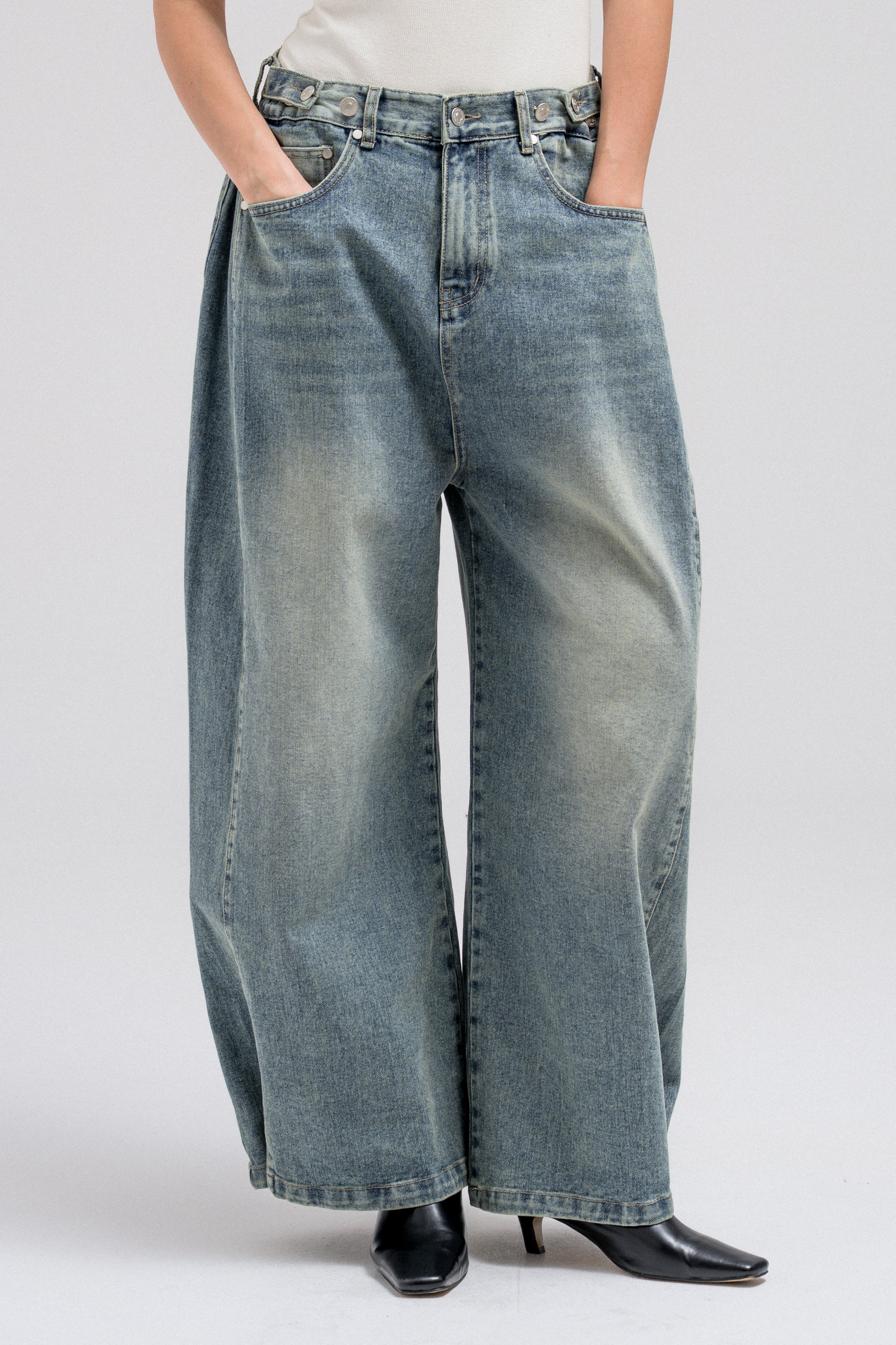 AUREY WIDE LEG JEANS