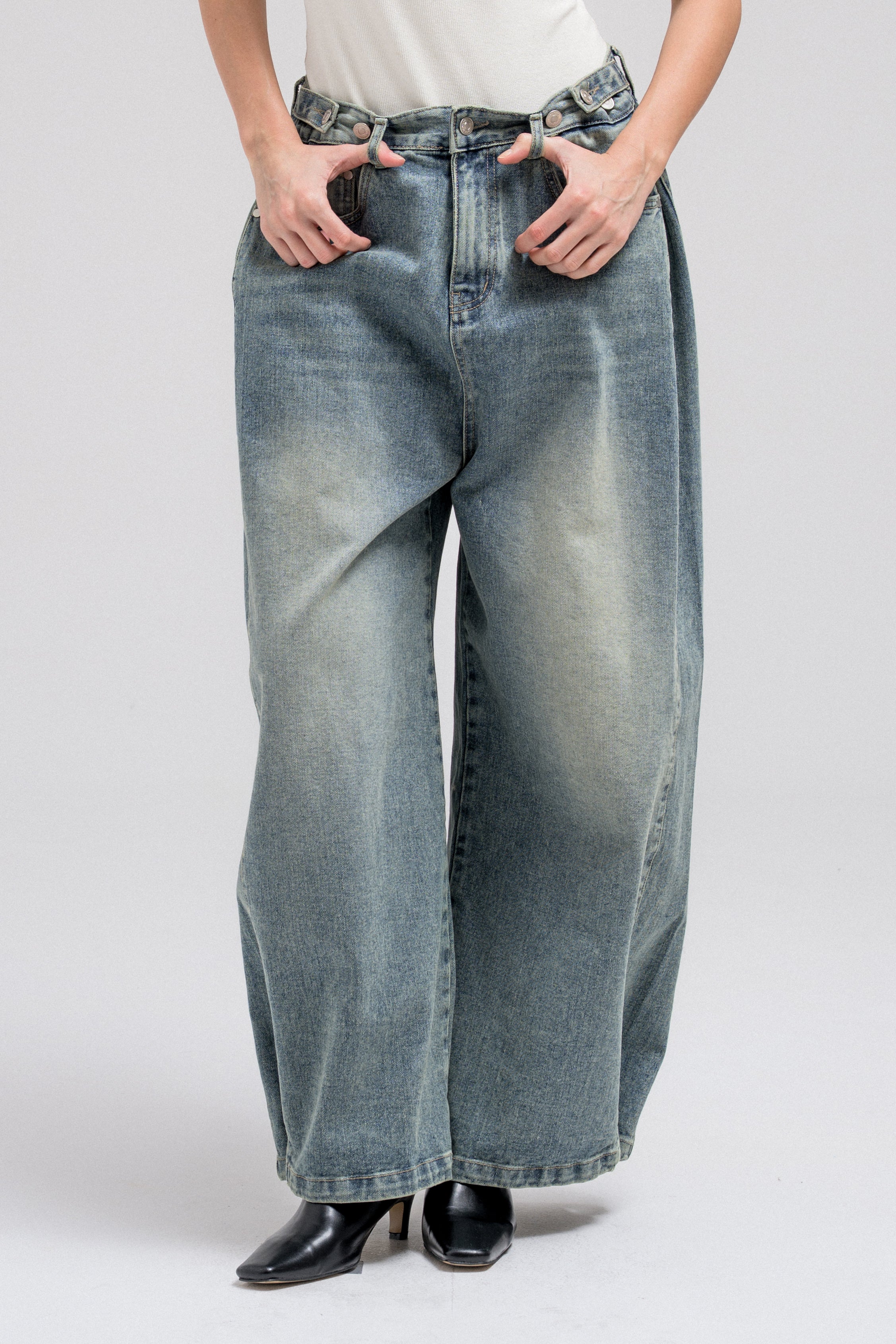 AUREY WIDE LEG JEANS