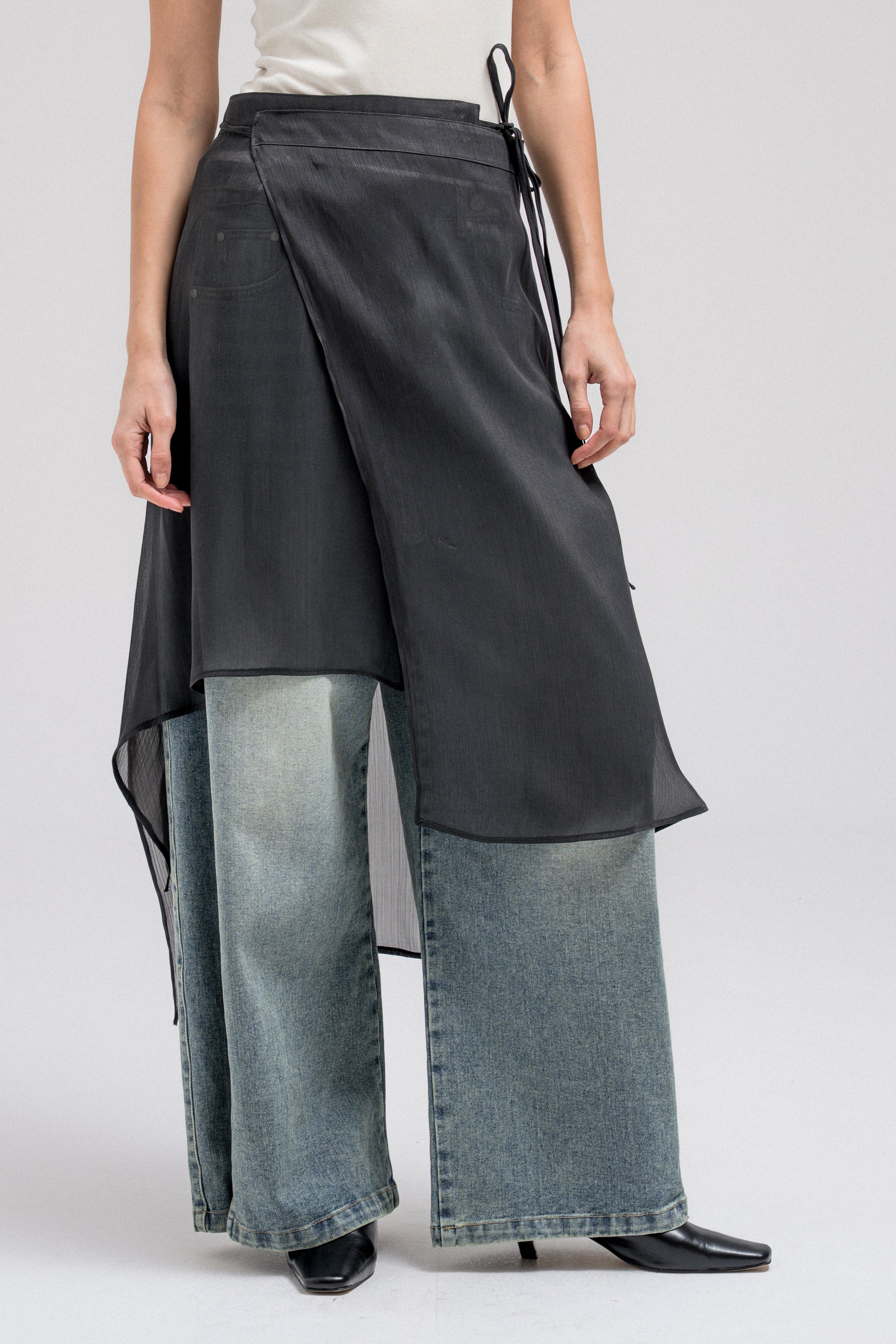 SHEER PANEL SKIRT