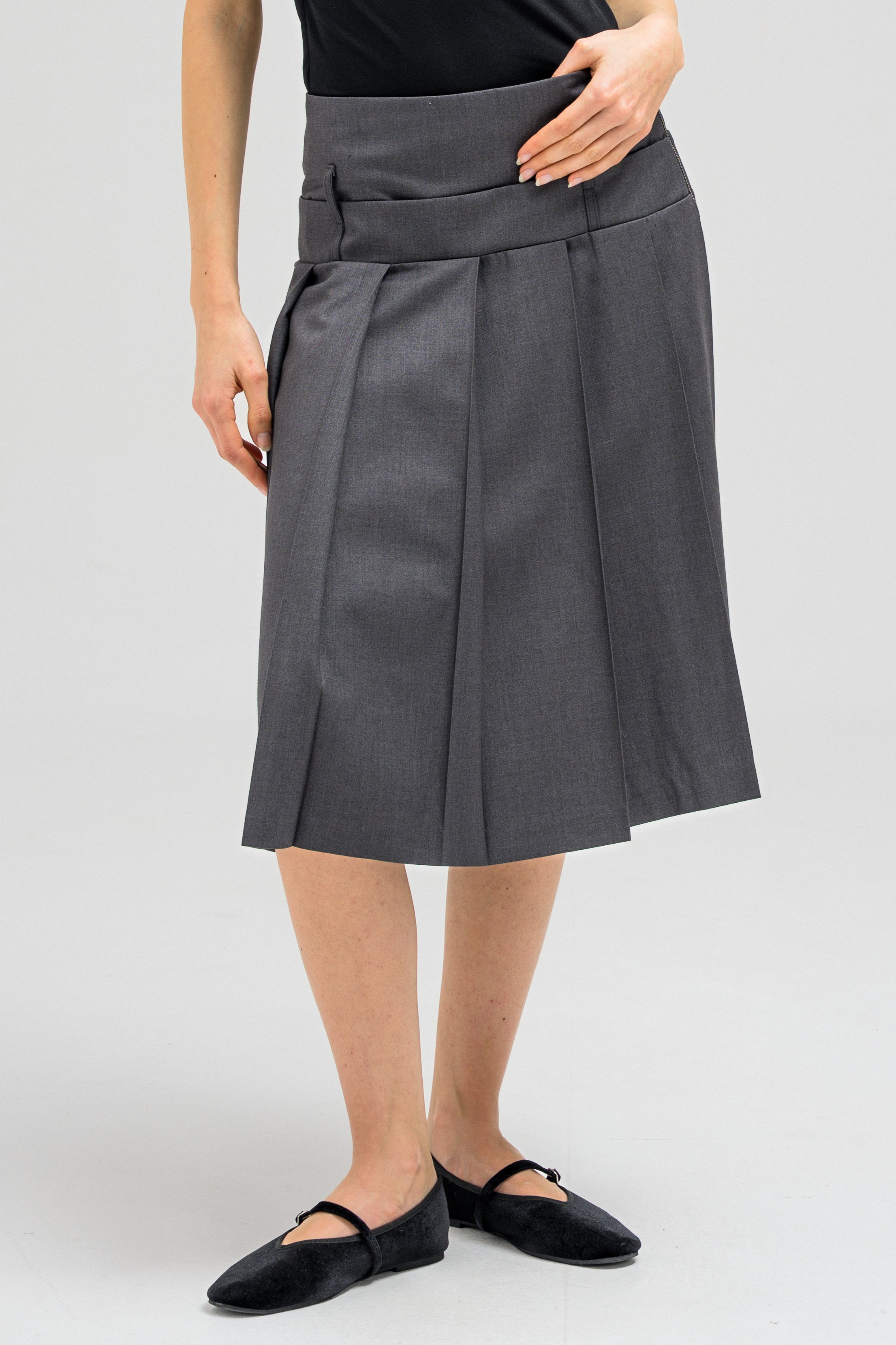PLEAT SKIRT