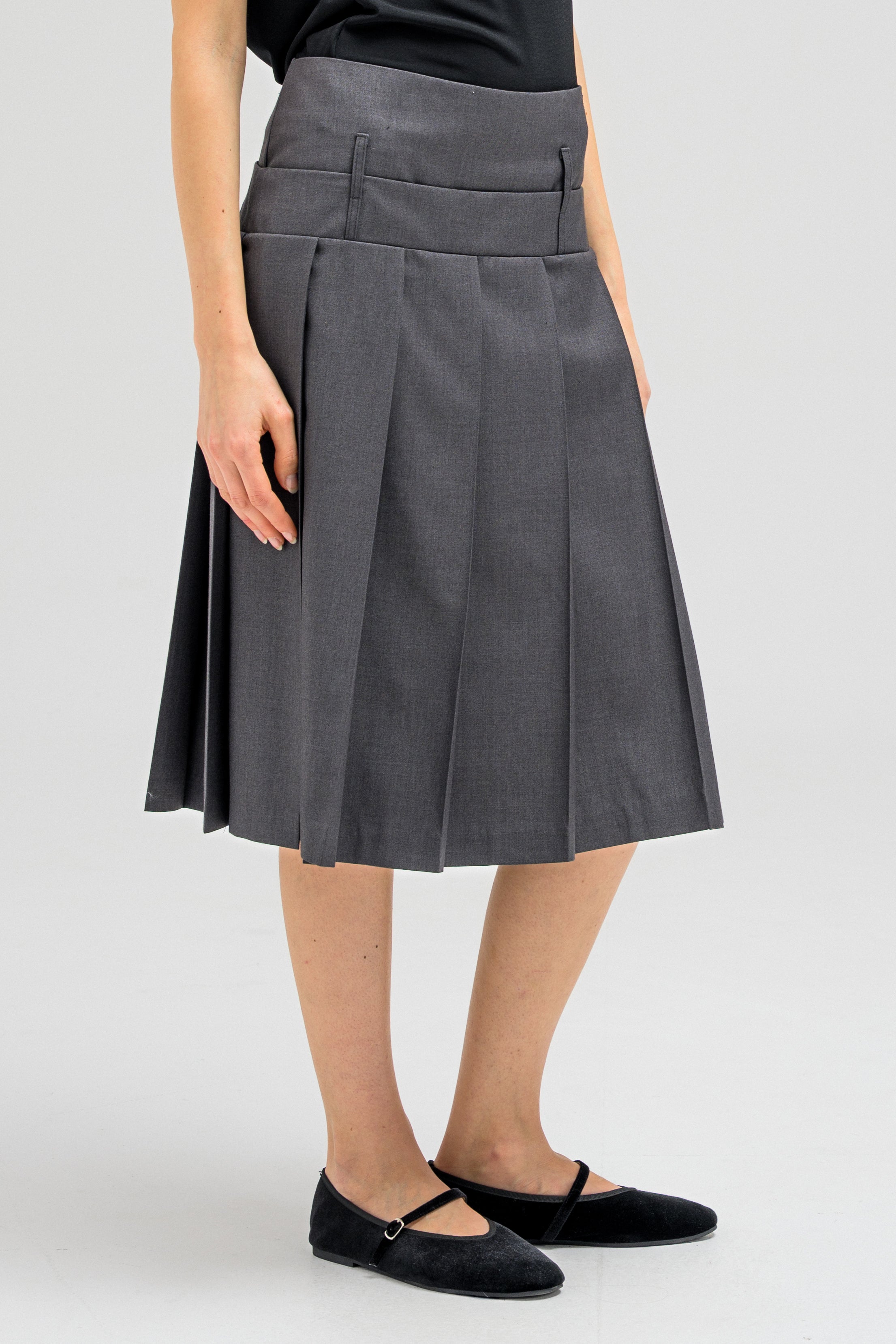 PLEAT SKIRT