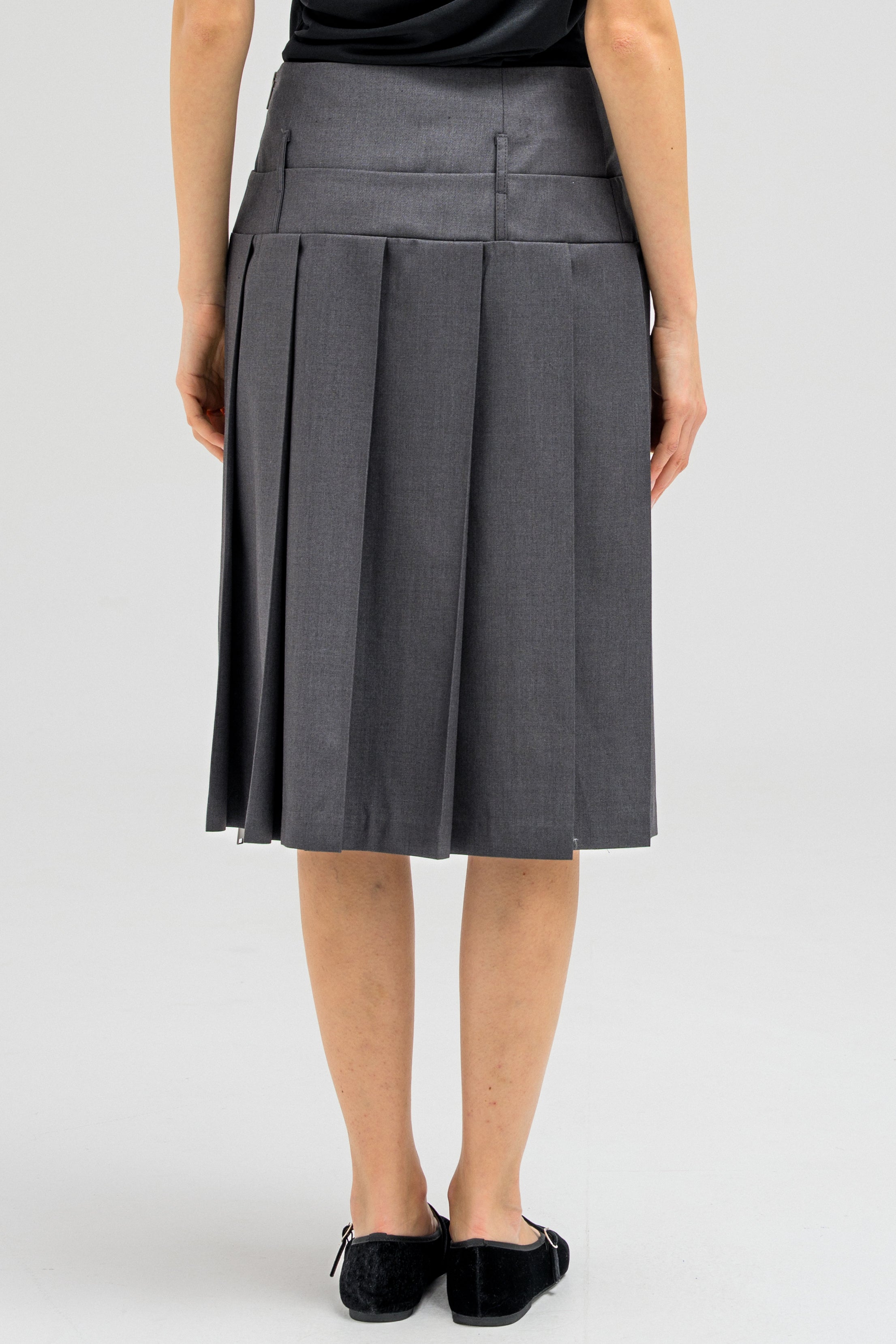 PLEAT SKIRT