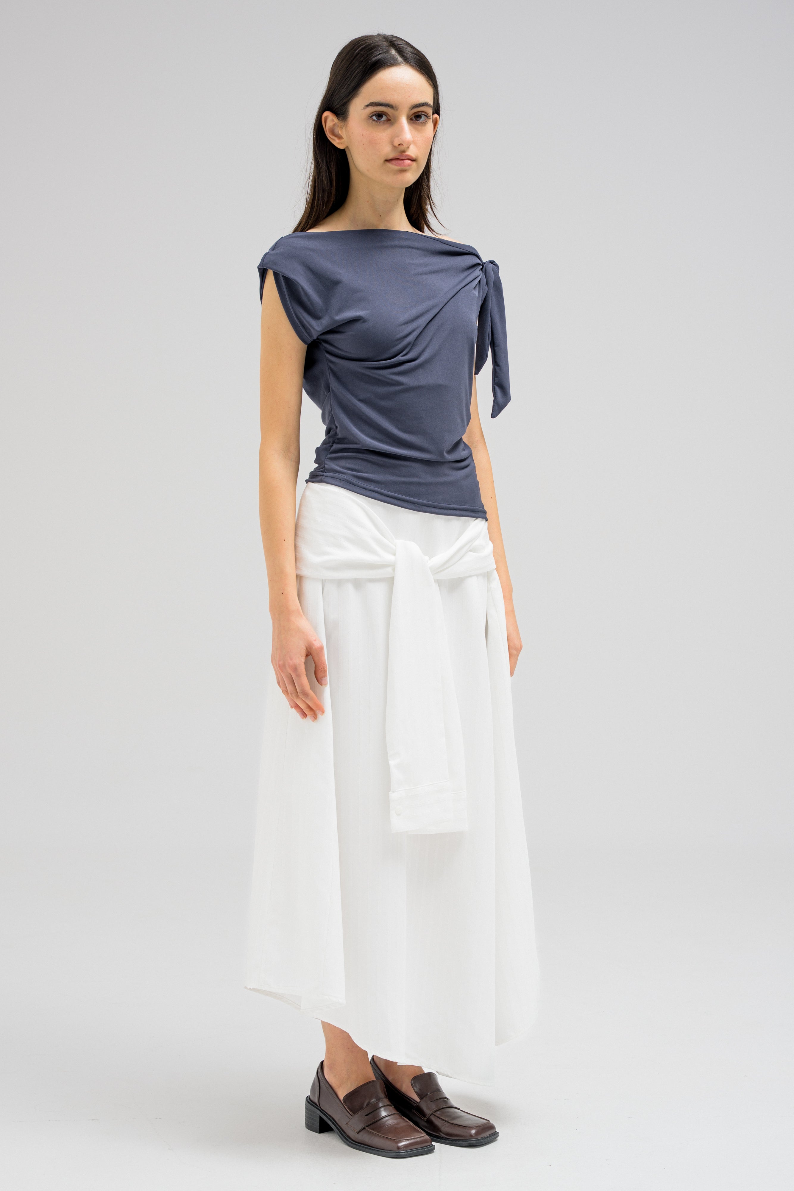 KNOT DRAPE TOP